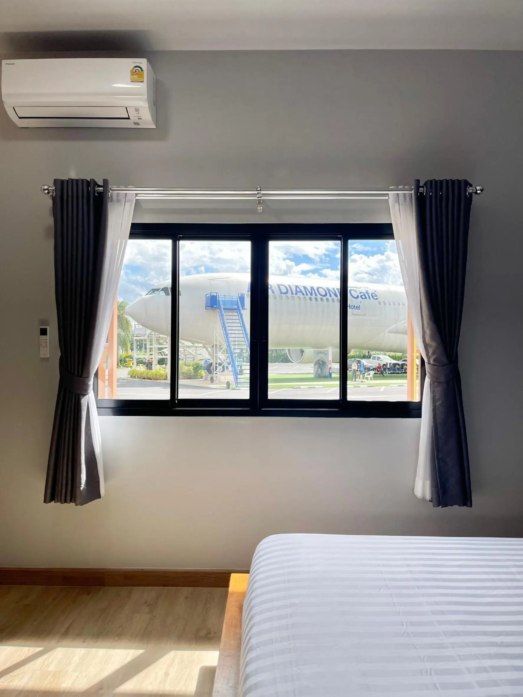 Bed in Air Diamond Hotel