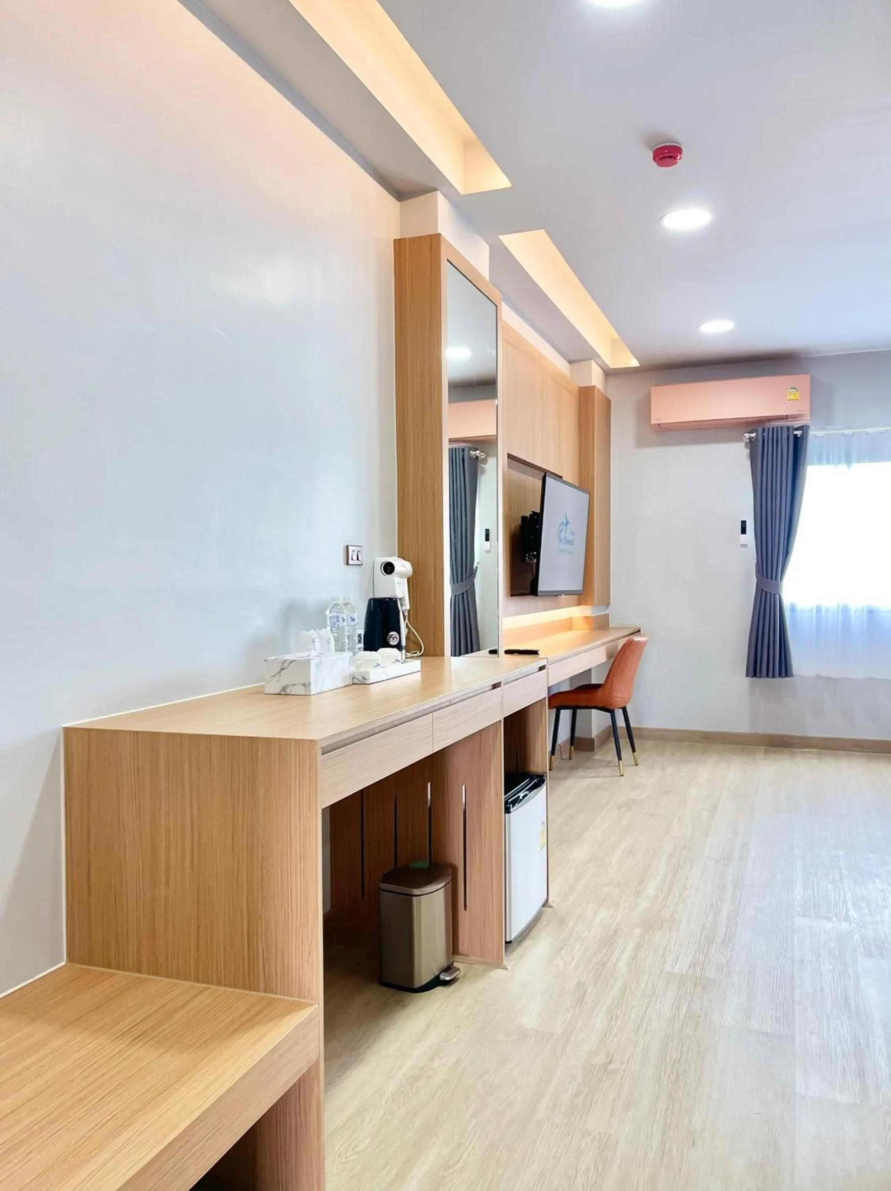 TV and multimedia in Air Diamond Hotel