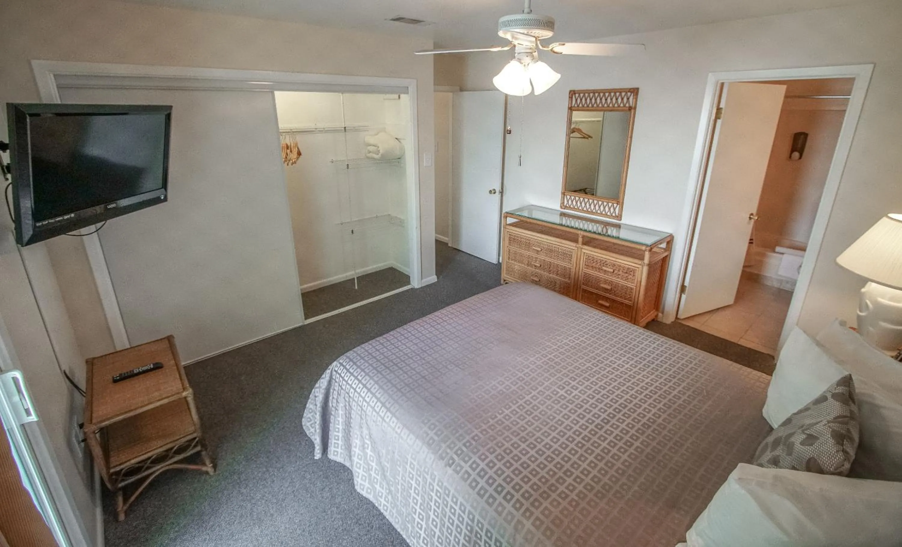 Bathroom, Bed in Multi Resorts at Puente Vista