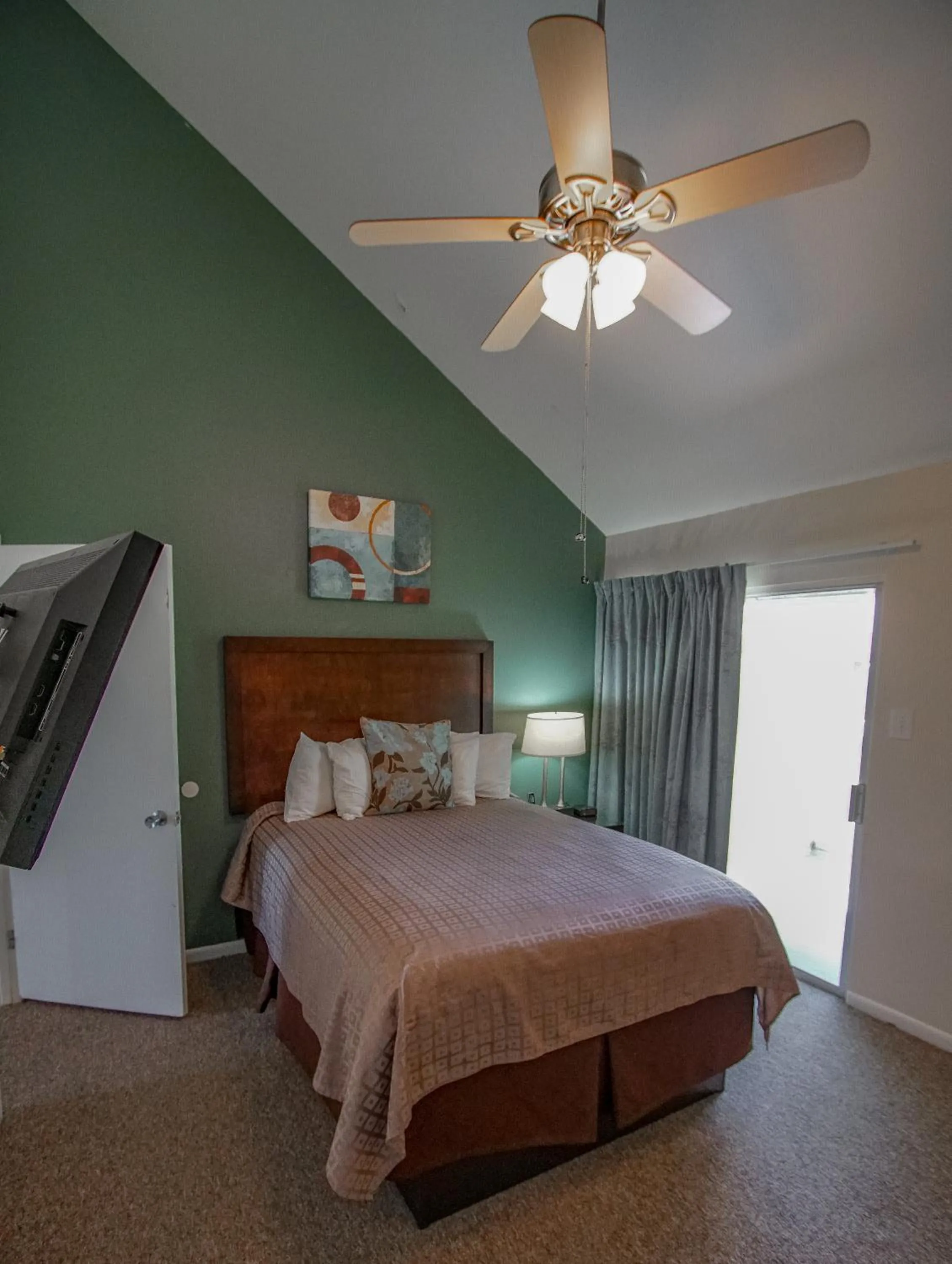 Bed in Multi Resorts at Puente Vista