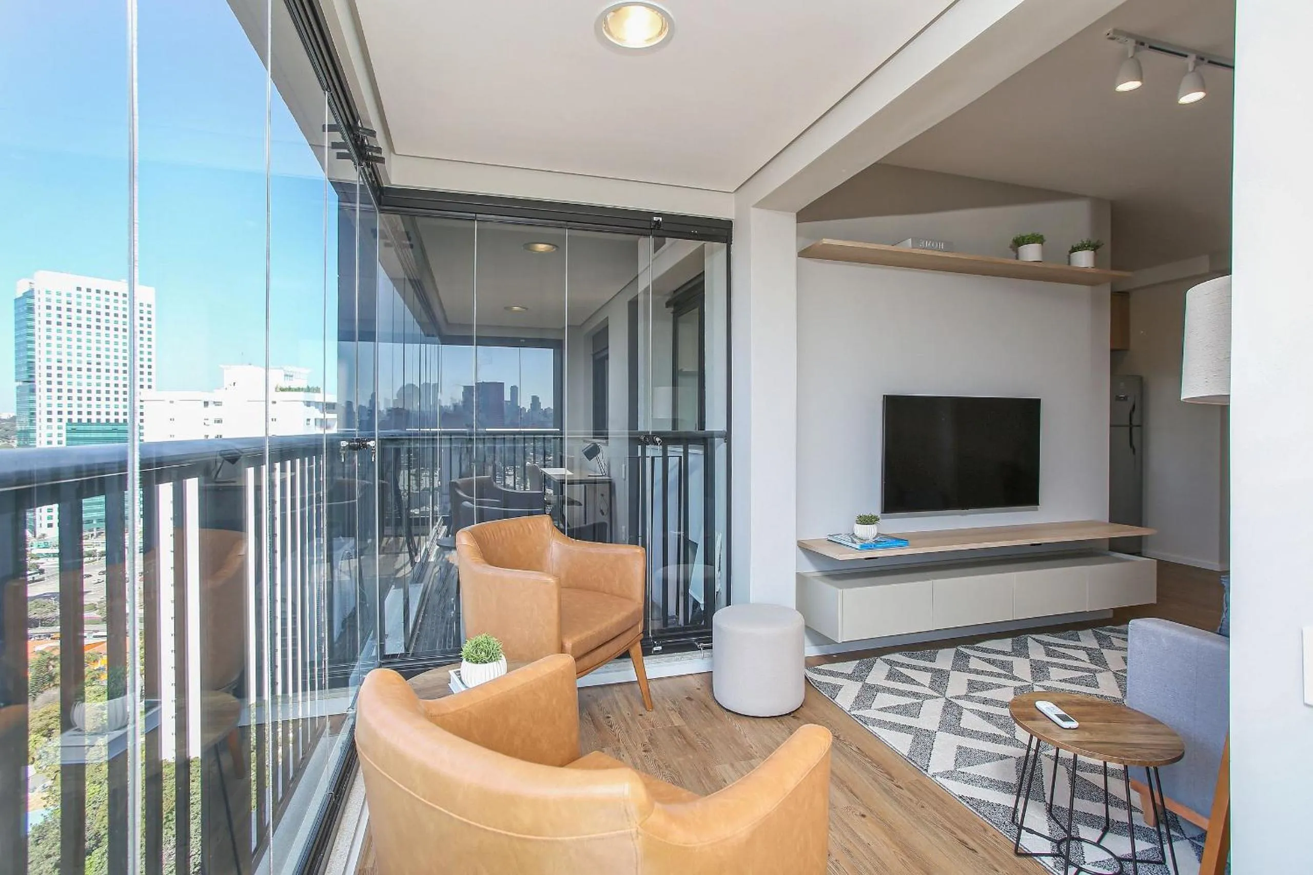 Seating area in Expand Pinheiros