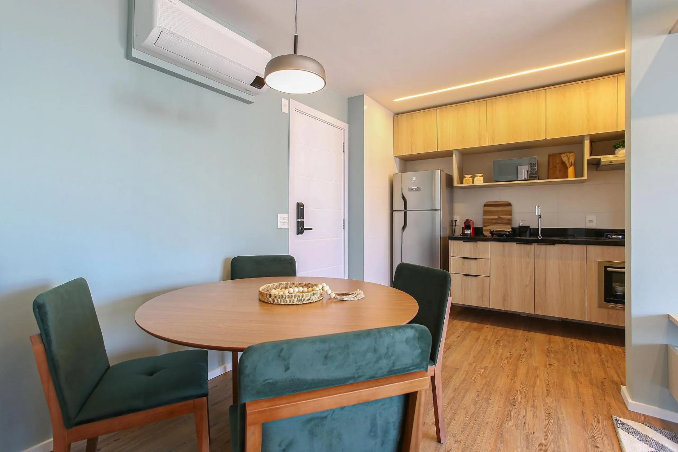 Seating area in Expand Pinheiros