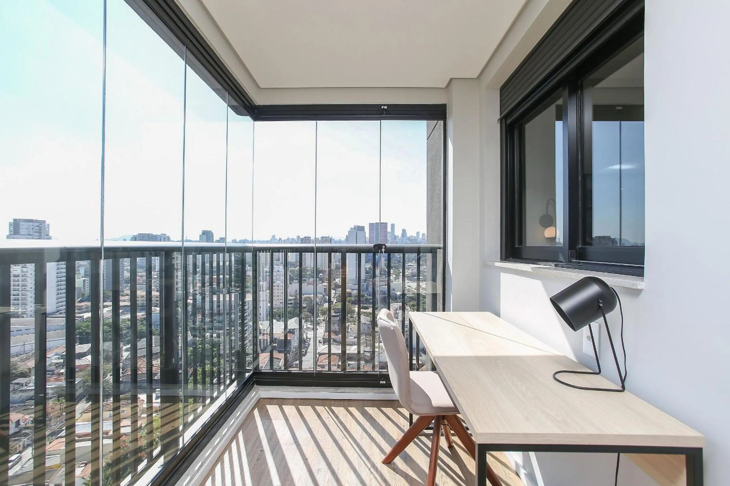 Seating area in Expand Pinheiros