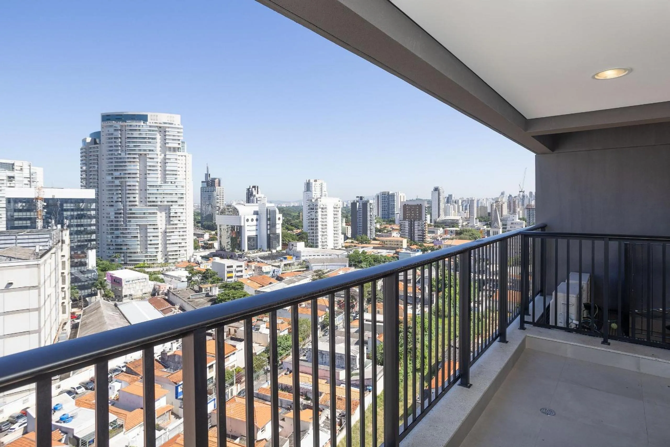 Balcony/Terrace in Expand Pinheiros