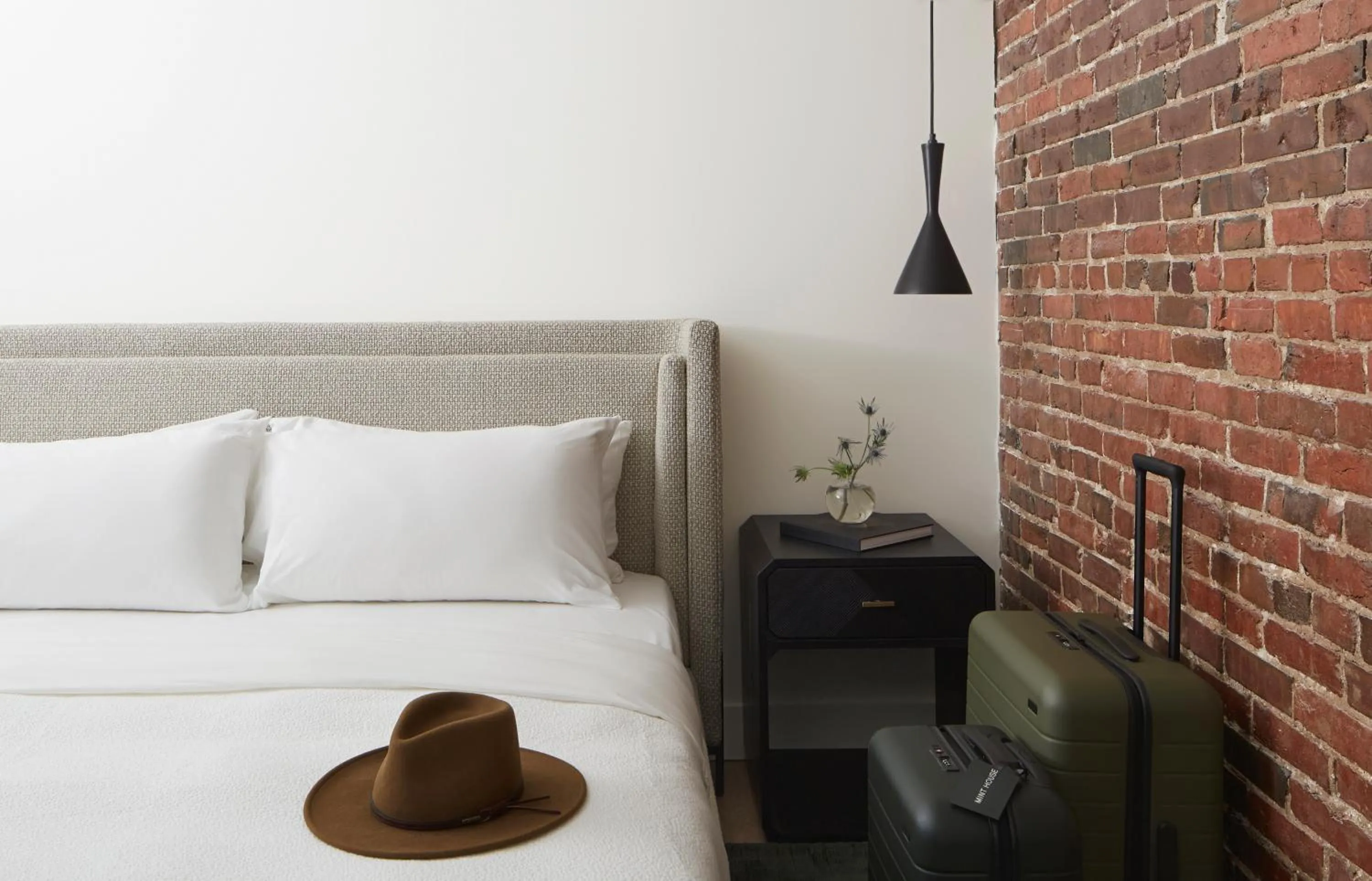 Bedroom in note by Mint House - Nashville Art District