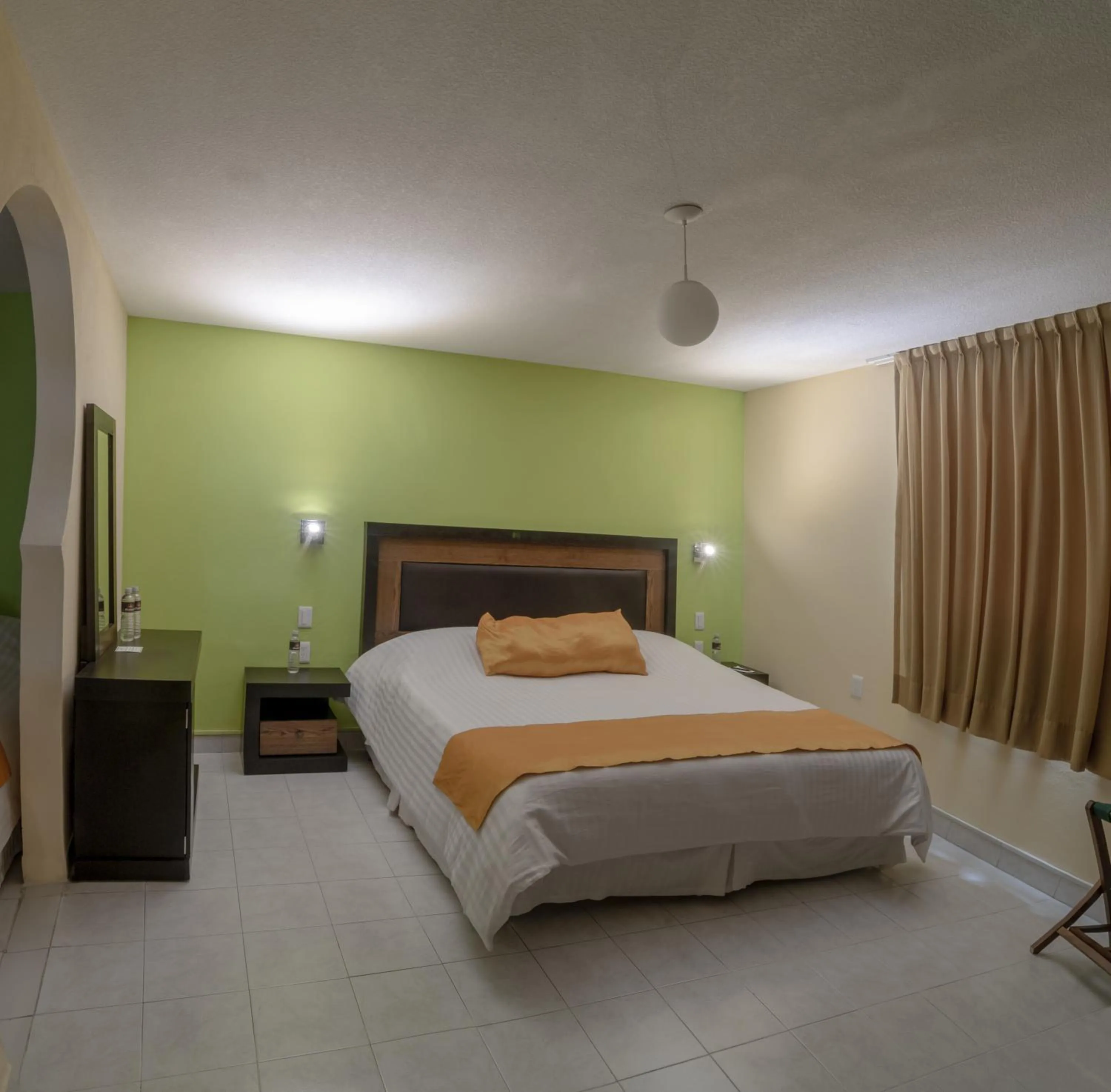 Bed in Casa Shalom Puebla