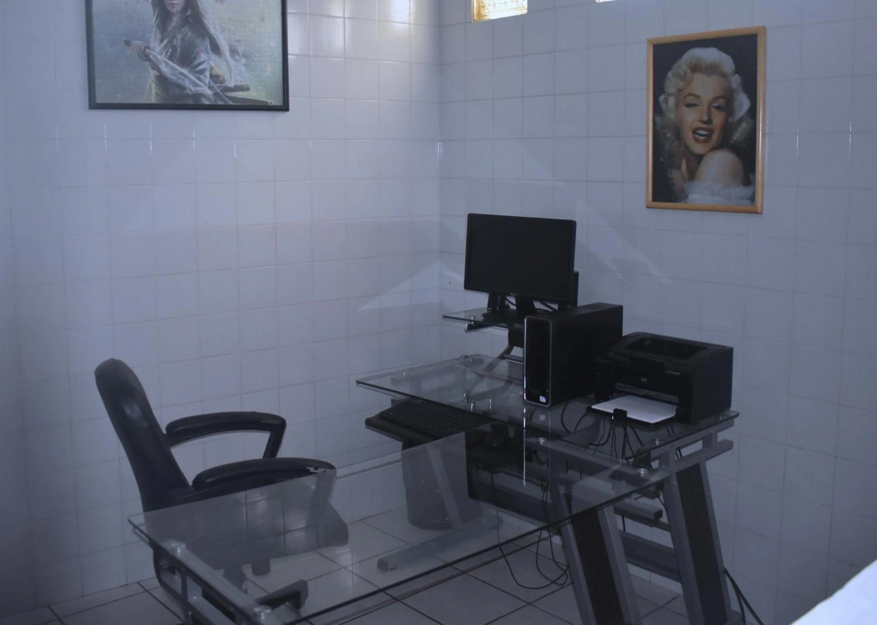 Business facilities in Casa Shalom Puebla