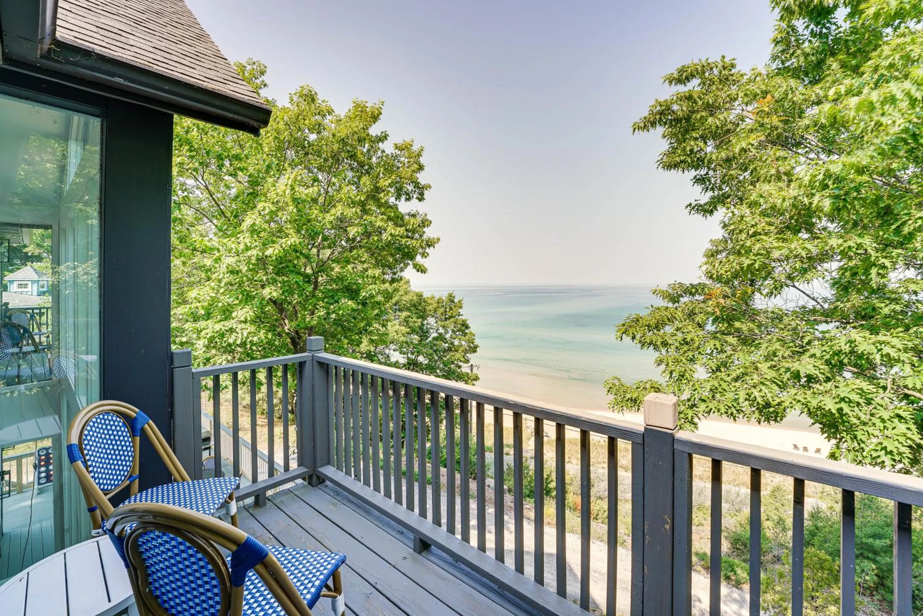 Private Beachfront Lake Michigan Rental with Kayaks