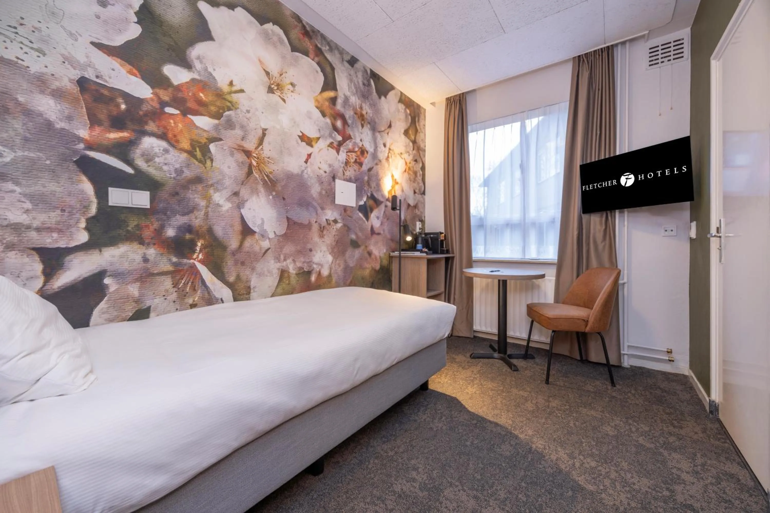 Bedroom, Bed in Fletcher Parkhotel Val Monte