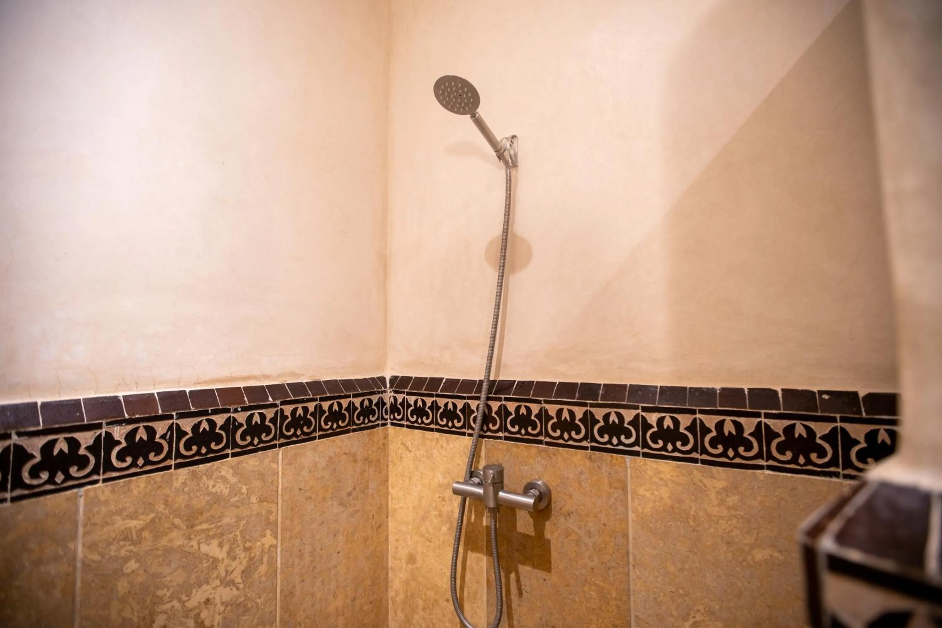 Shower in Riad Mandana & Spa