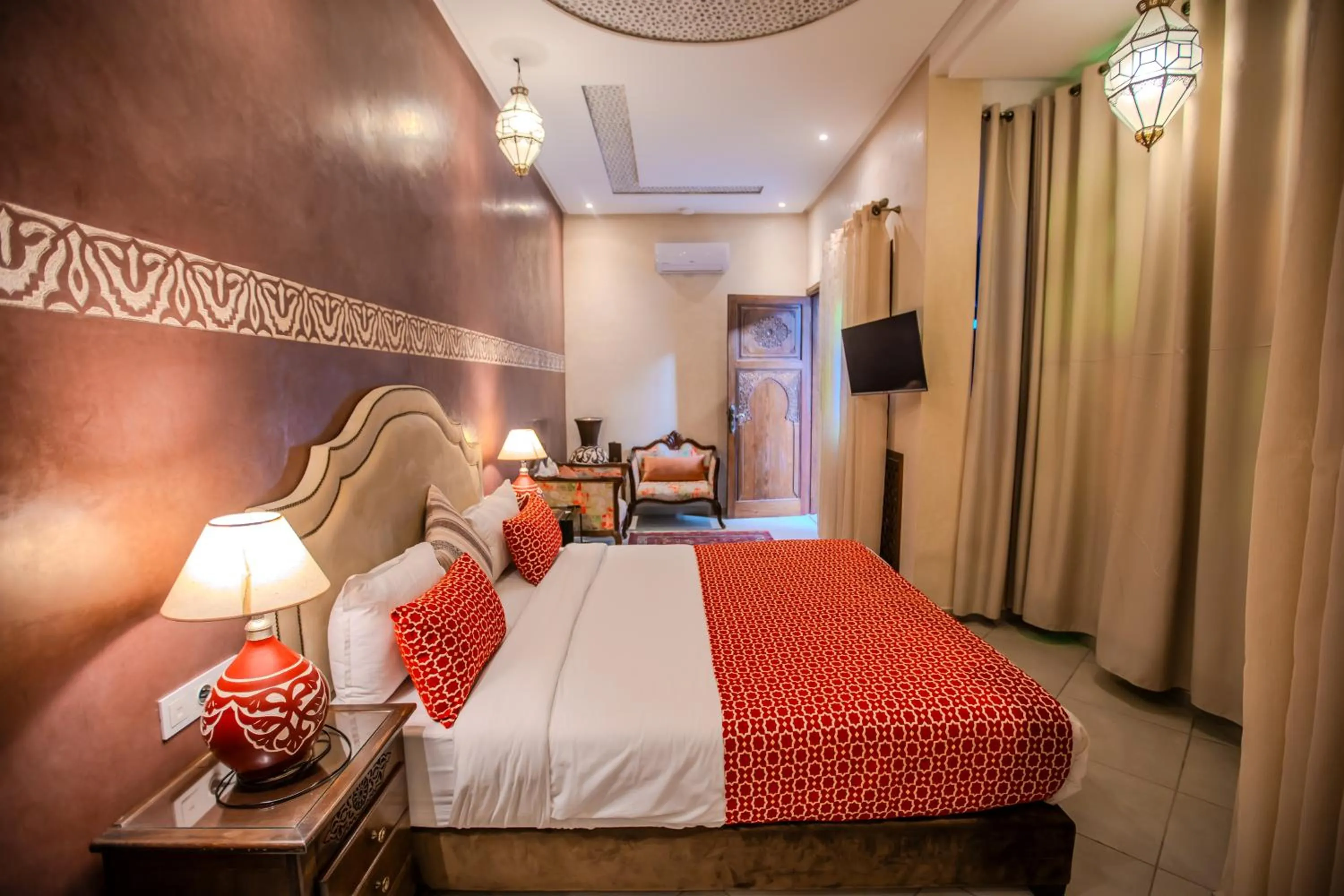 Bed in Riad Mandana & Spa