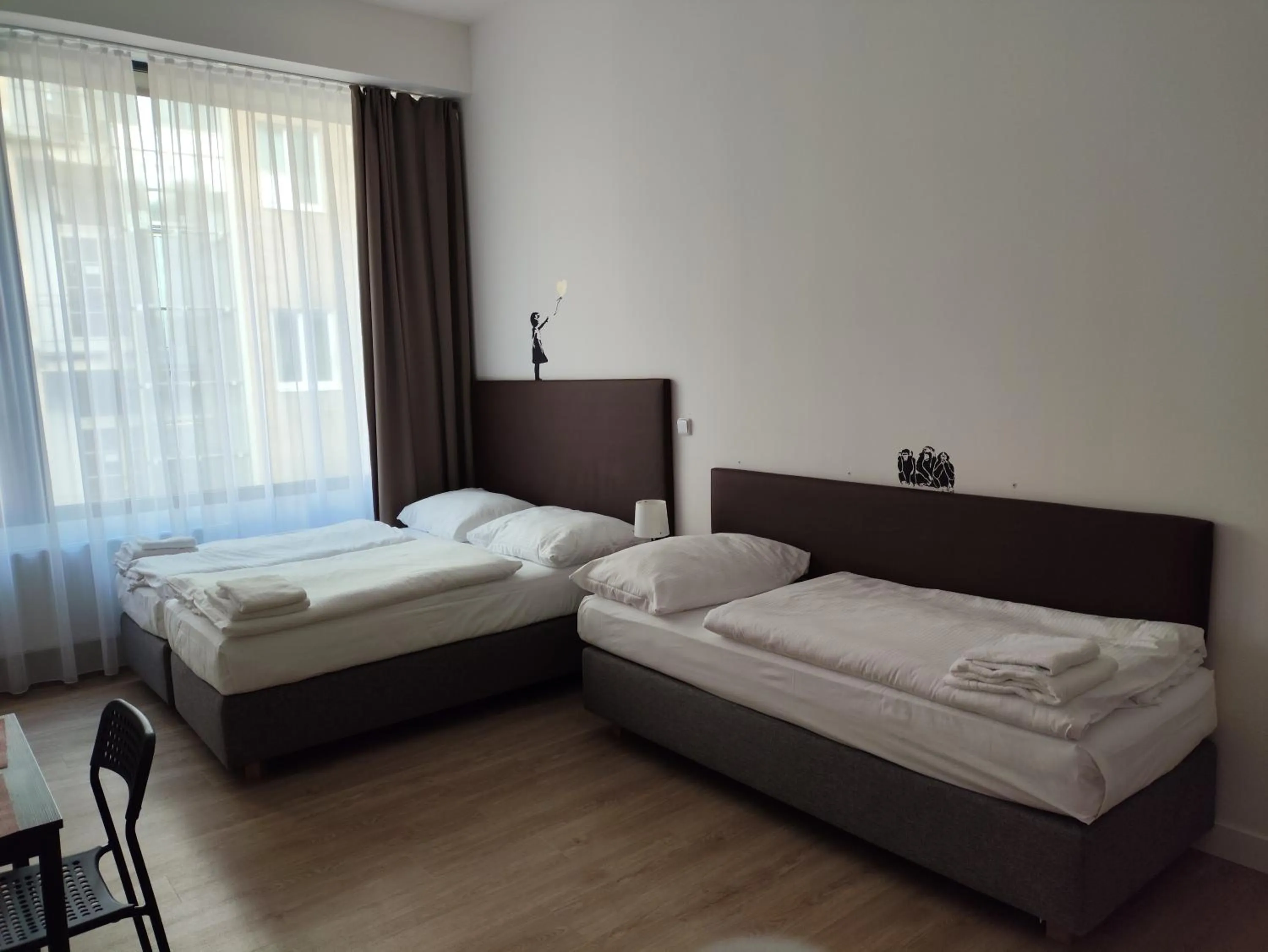 Photo of the whole room, Bed in Post 120 Suites