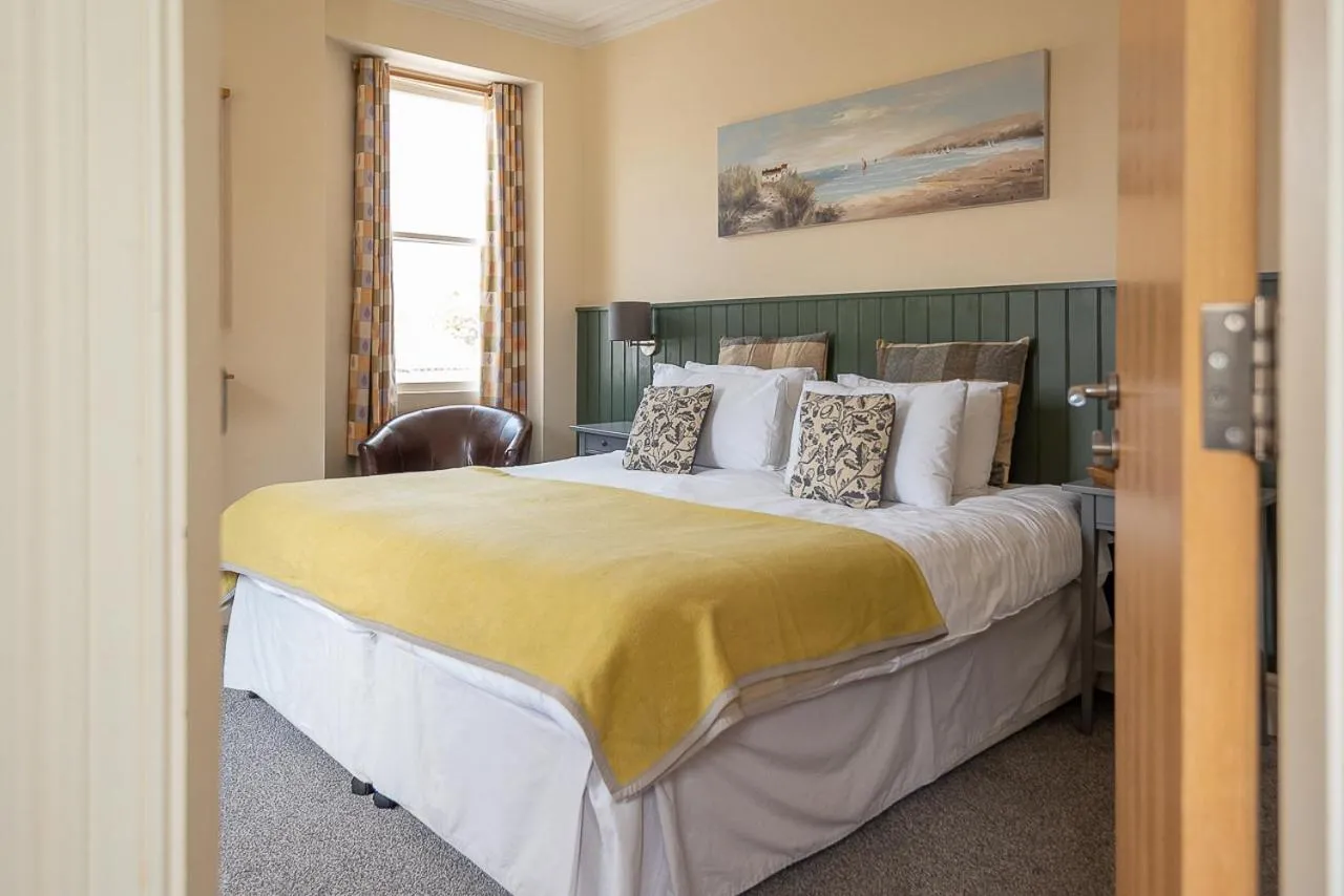 King Room in Castle Court
