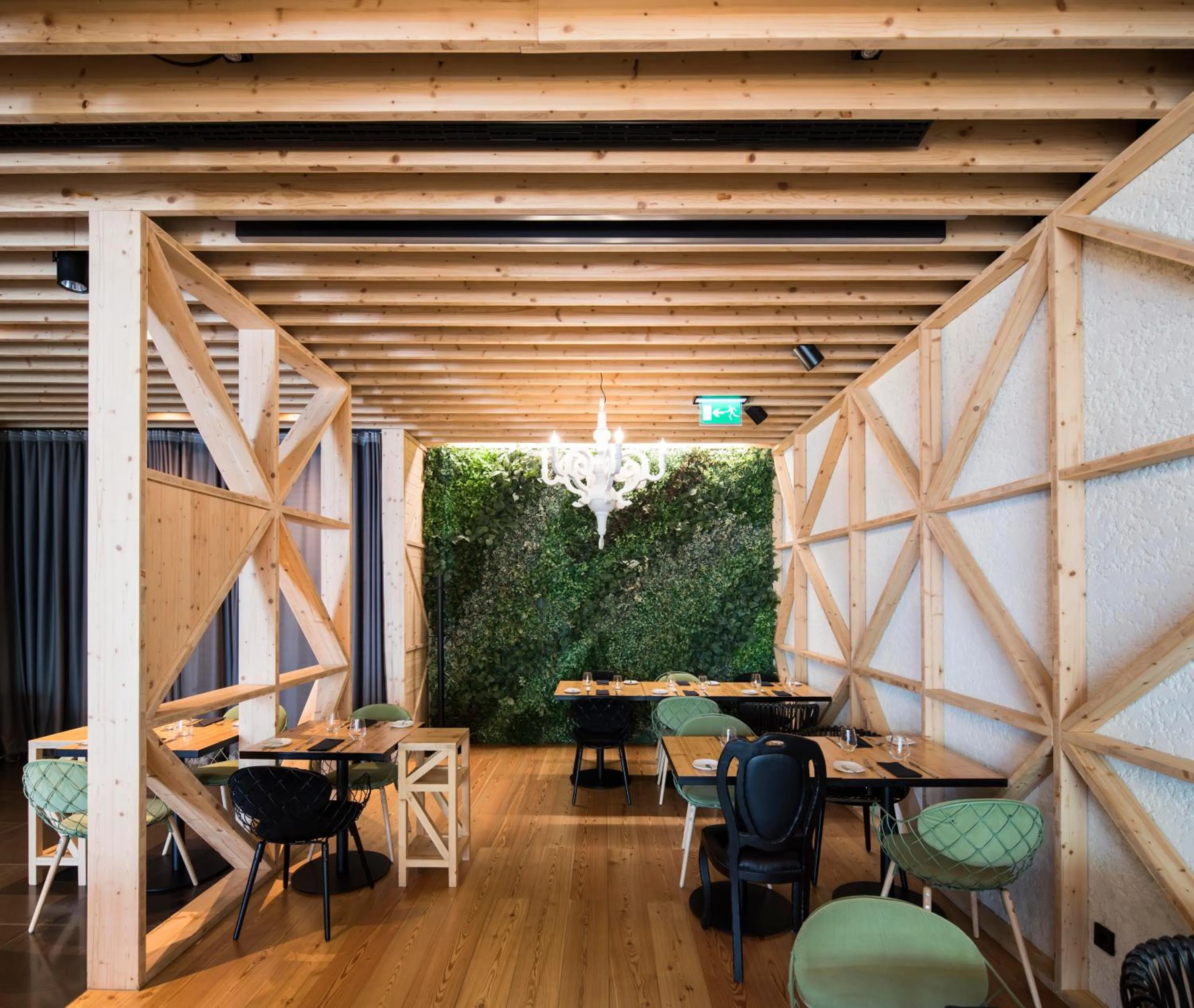 Restaurant/places to eat in BessaHotel Liberdade