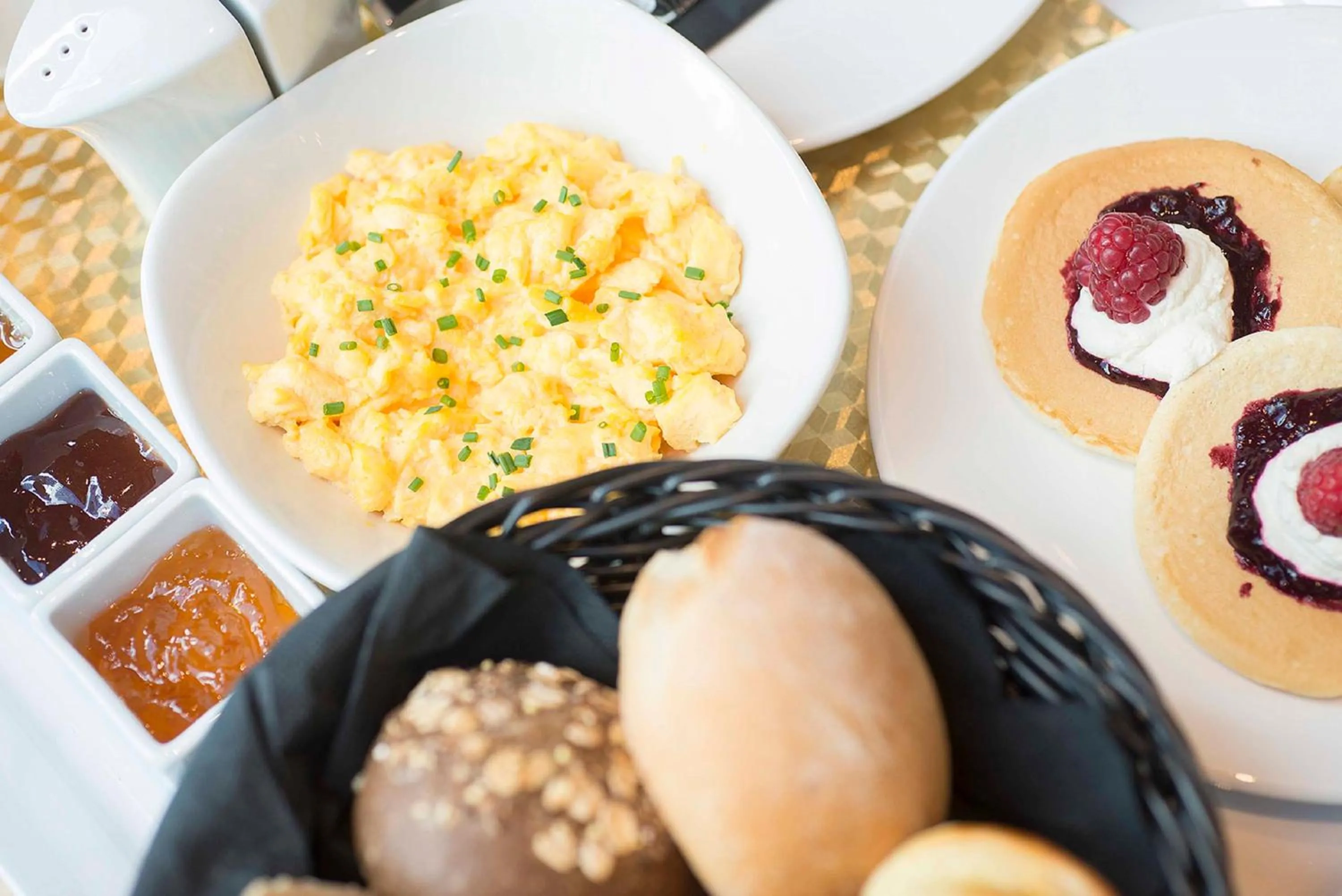 Food and drinks in BessaHotel Liberdade