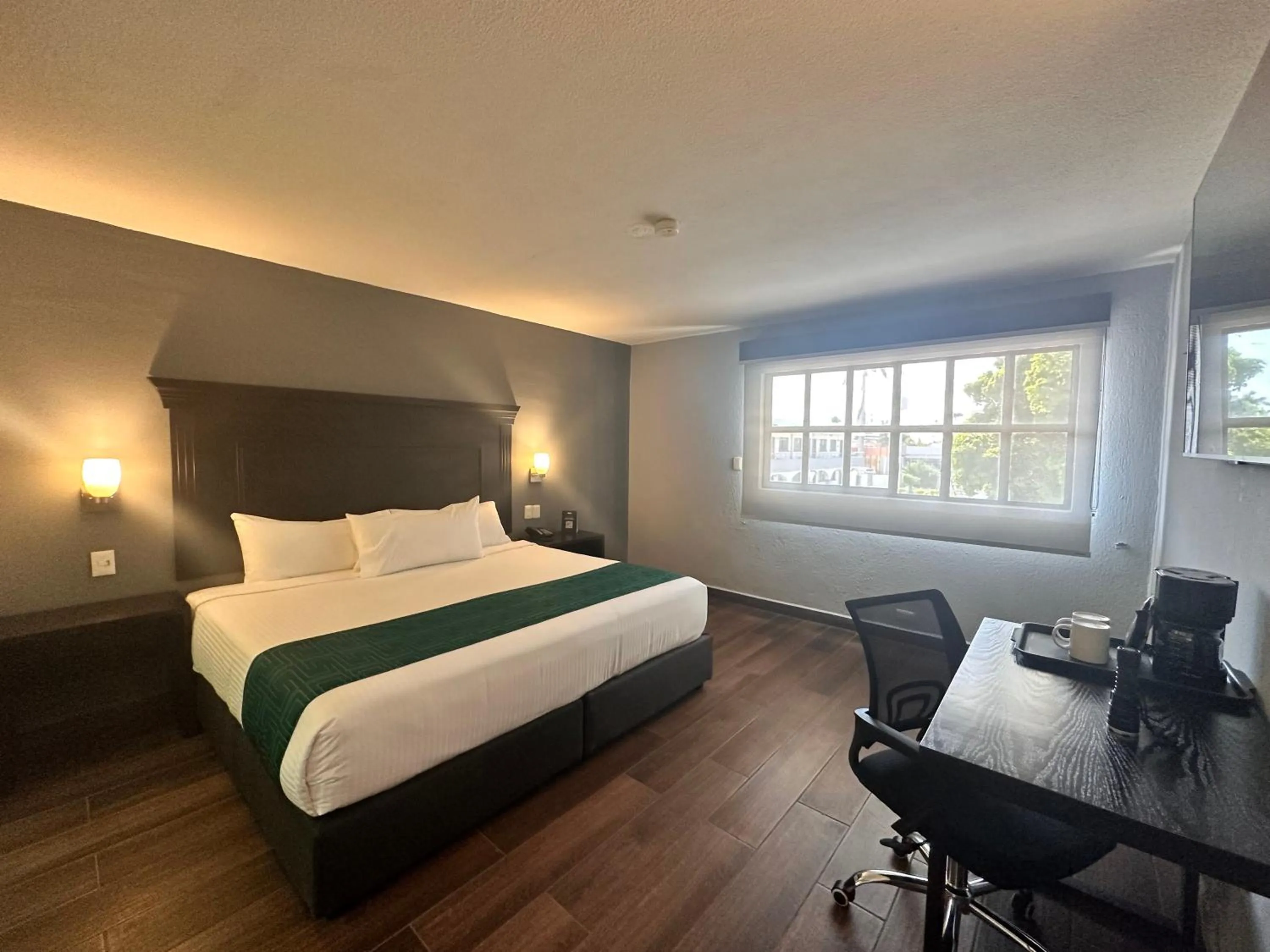 Seating area, Bed in InHouse Hotel Obregón