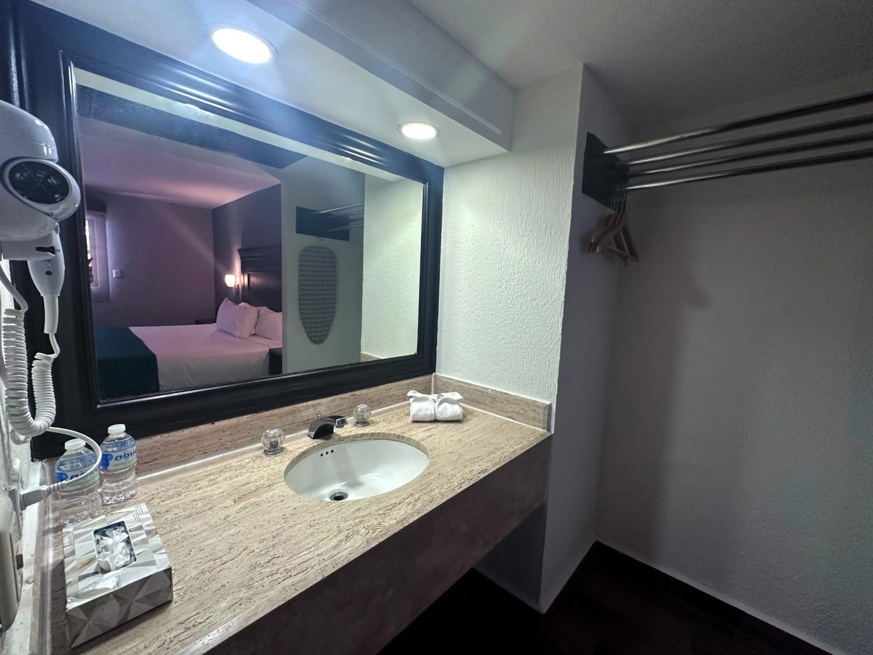 Bathroom in InHouse Hotel Obregón