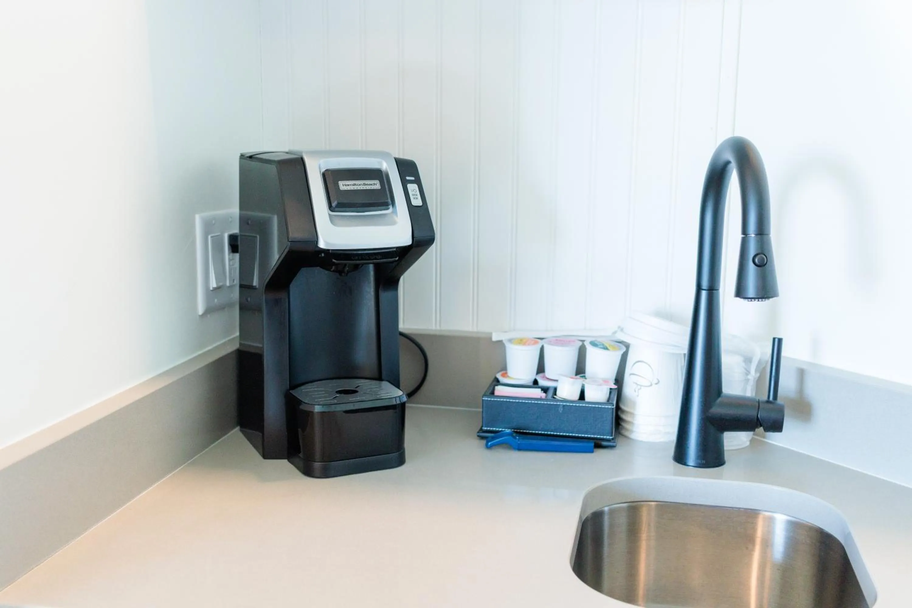 Coffee/tea facilities in Sea Palms Resort