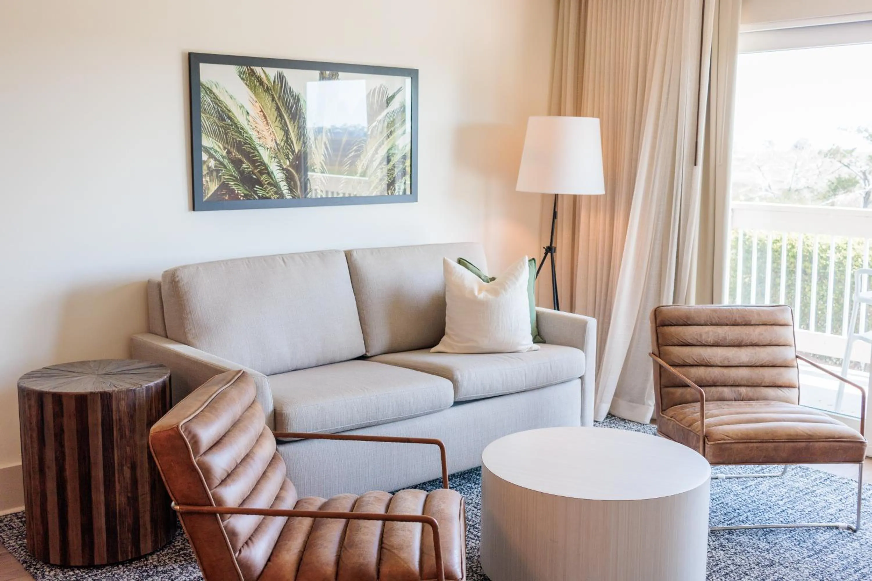 Seating area in Sea Palms Resort