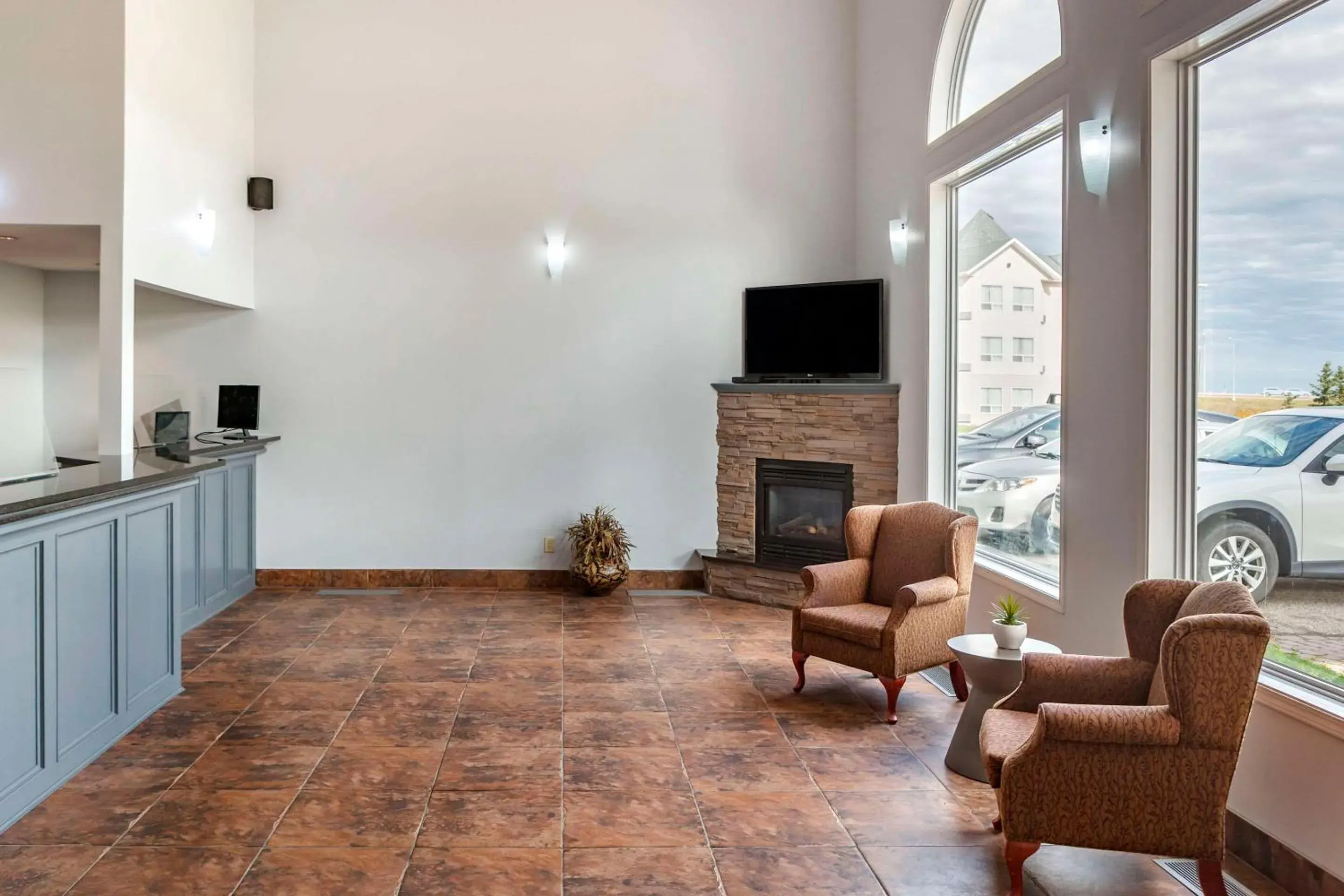 Lobby or reception in Quality Inn & Suites Edmonton International Airport Lobby or reception in Quality Inn & Suites Edmonton International Airport