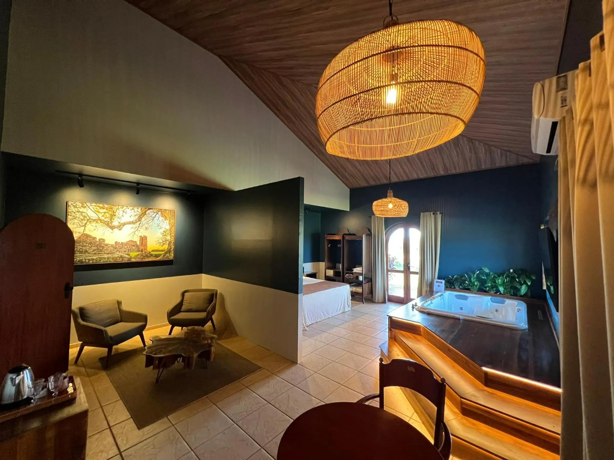 Photo of the whole room in Tenondé Park Hotel