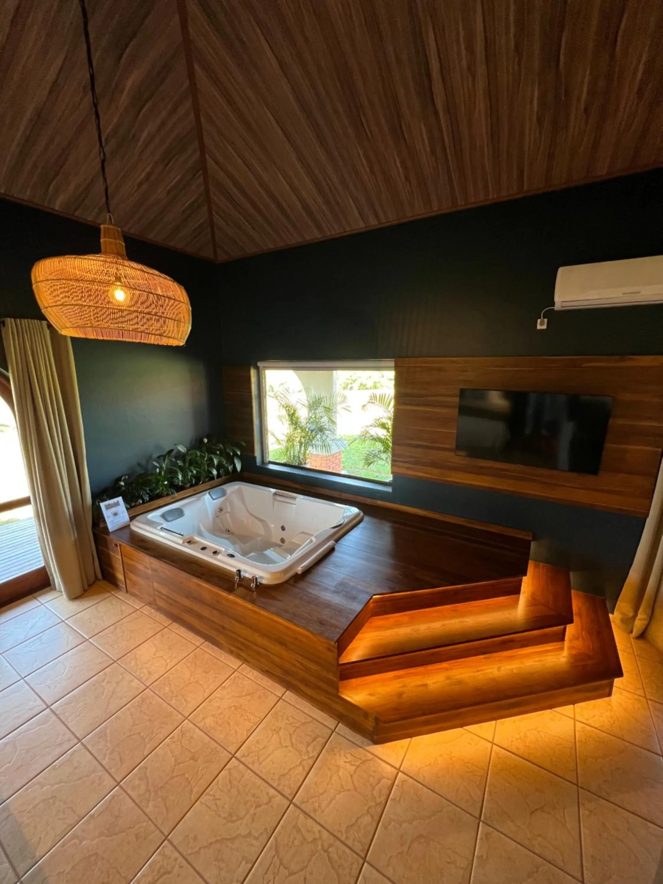 Bed in Tenondé Park Hotel