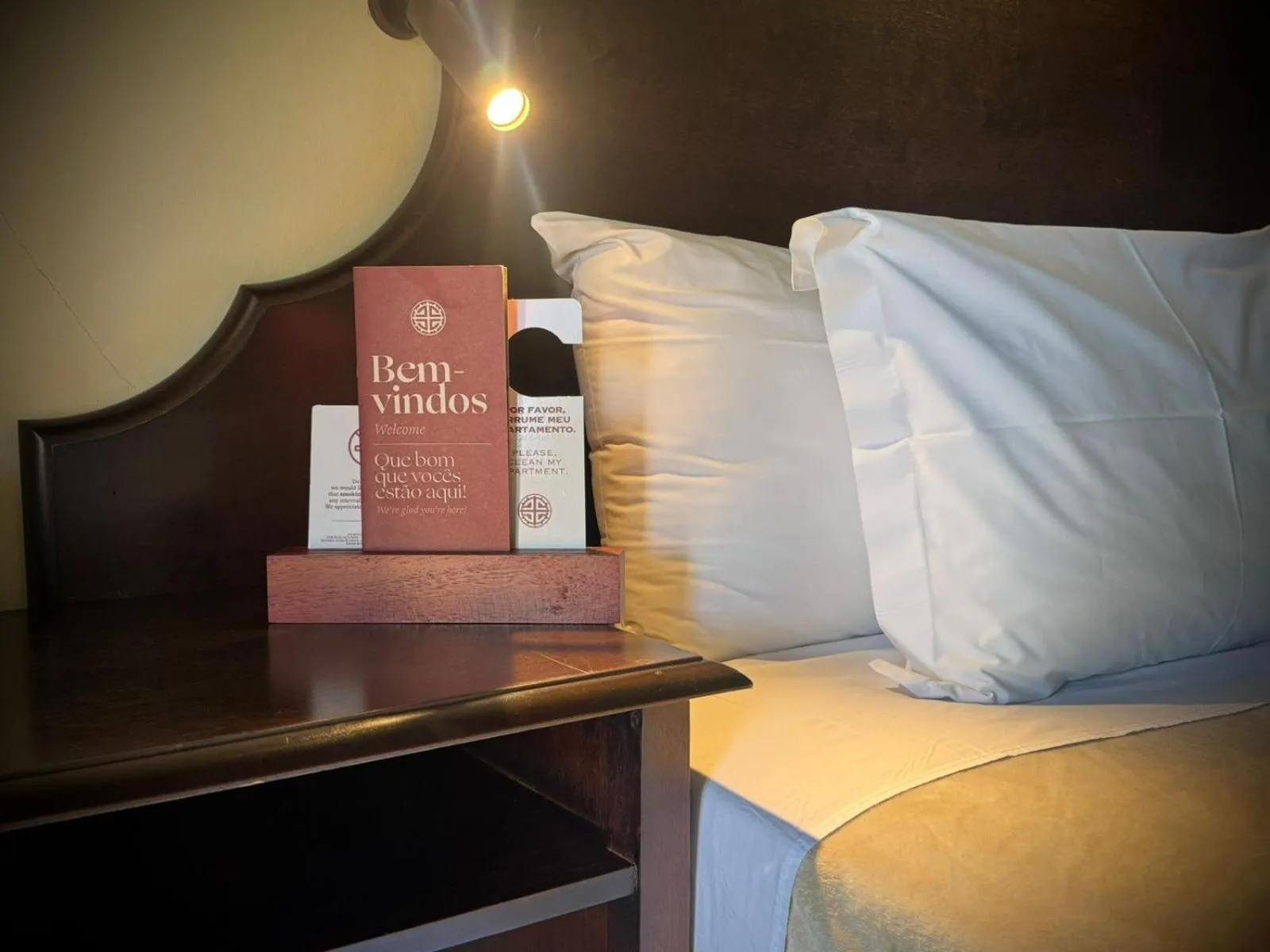 Bed in Tenondé Park Hotel