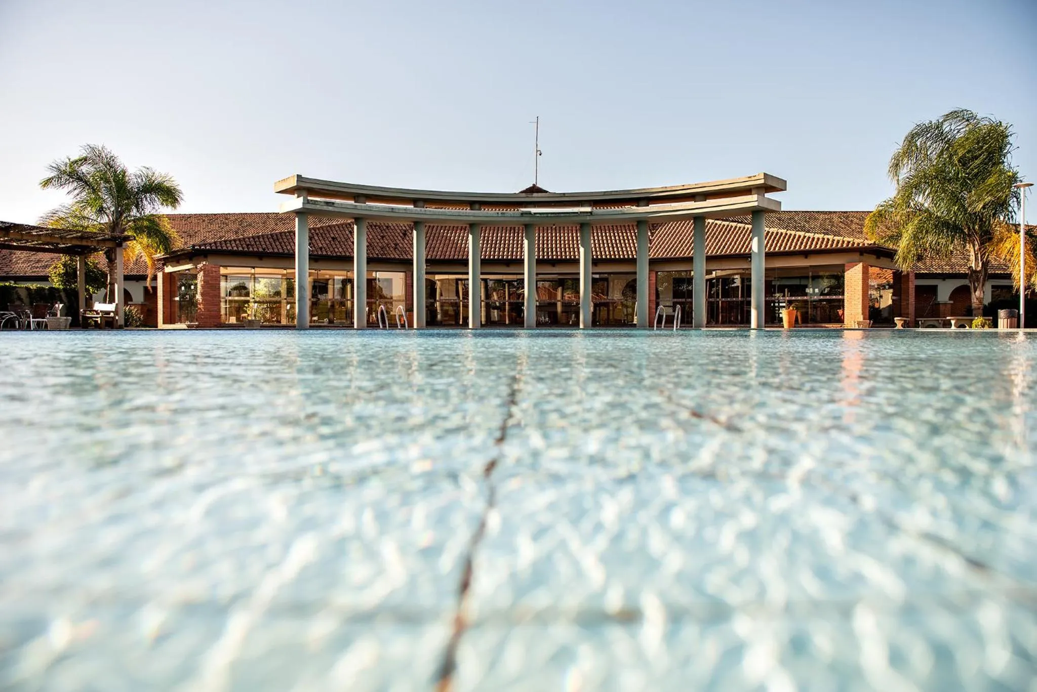 Pool view in Tenondé Park Hotel