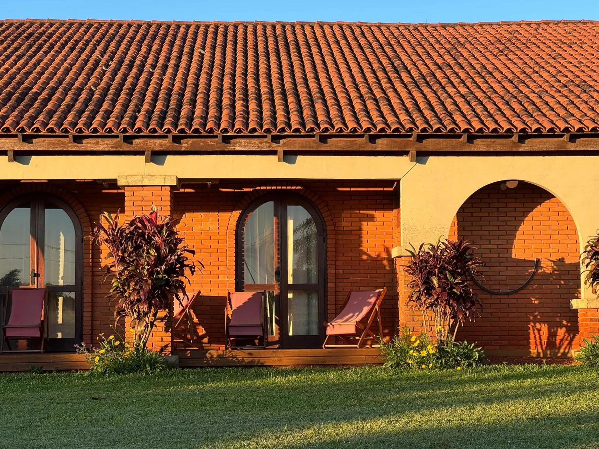 Property building in Tenondé Park Hotel