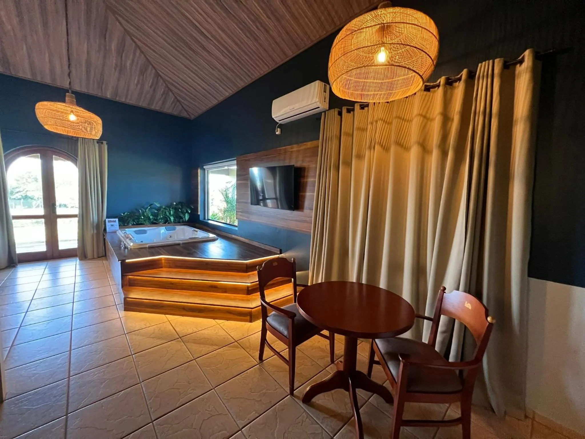 Bedroom, Bed in Tenondé Park Hotel