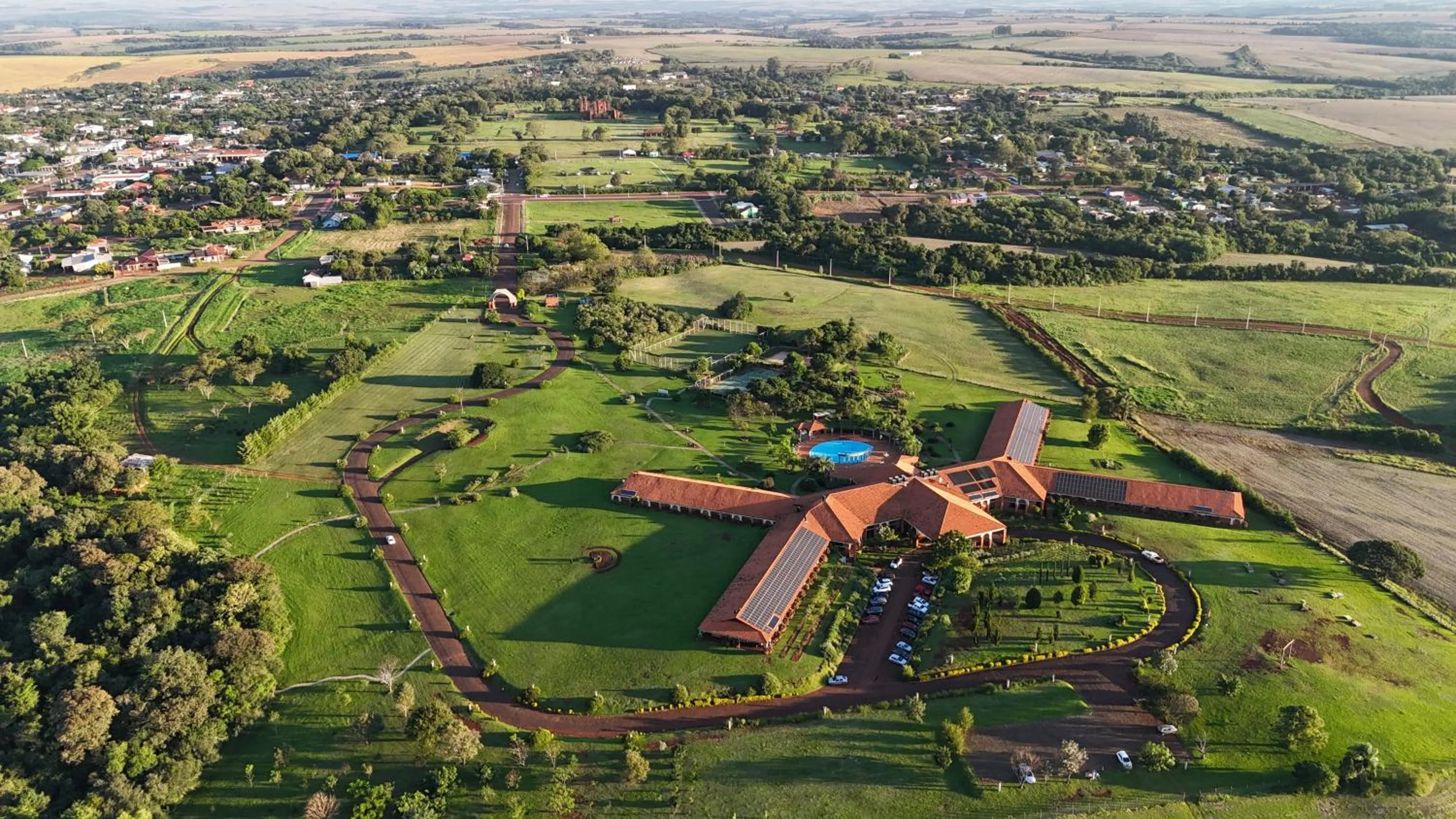Property building in Tenondé Park Hotel