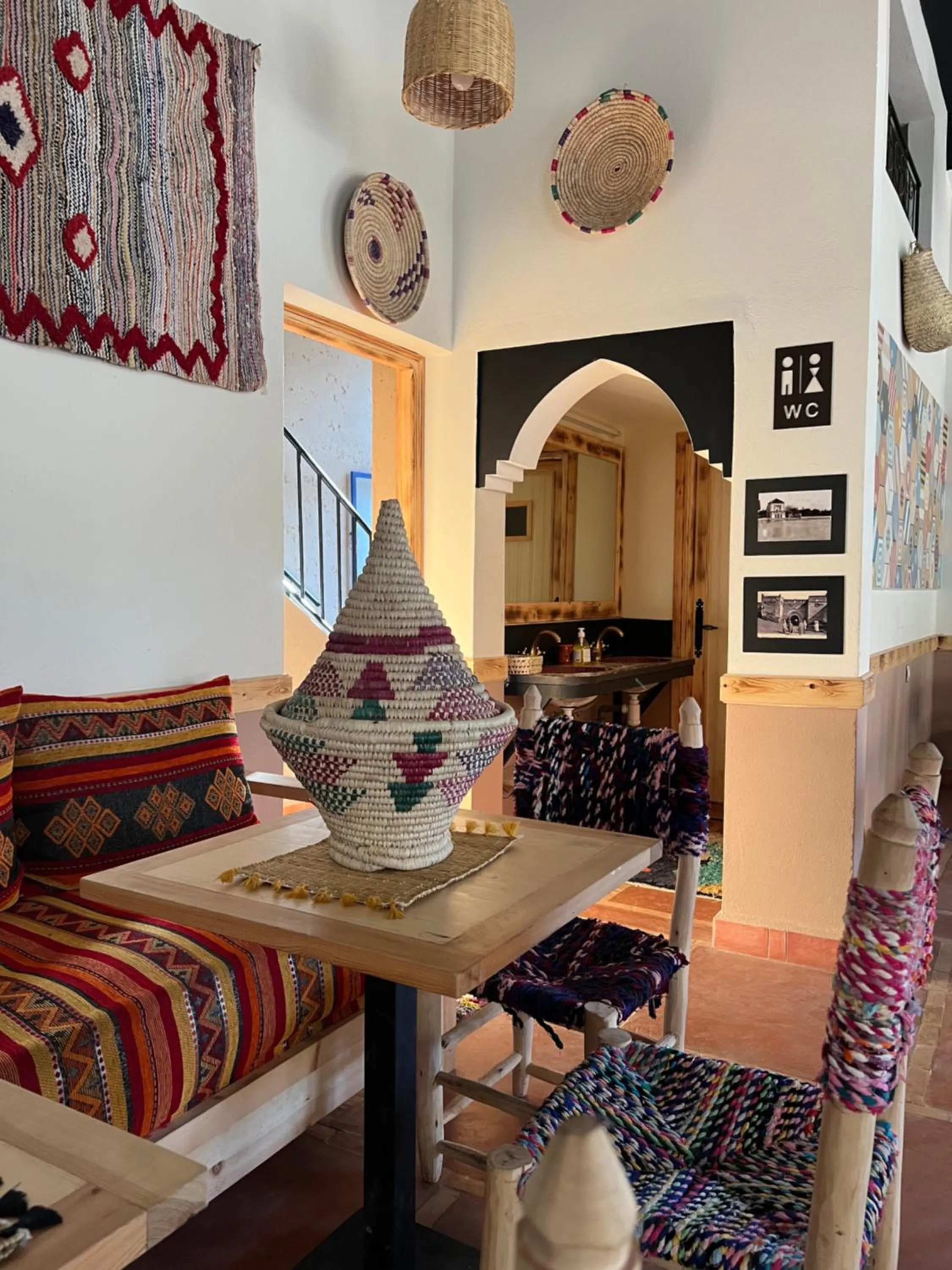 Living room in Tazart Lodge