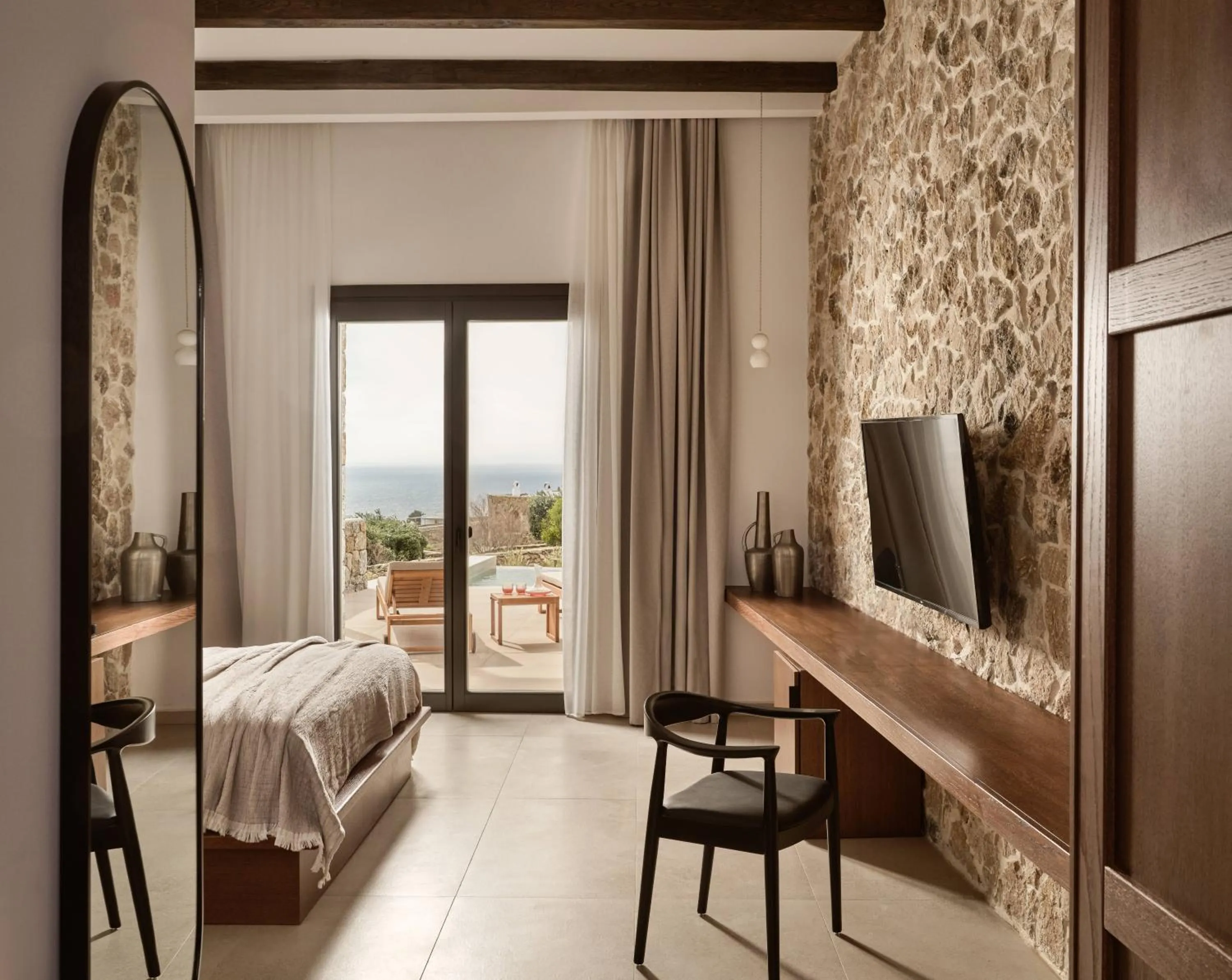 Photo of the whole room, Bed in Anemelia Hotel Mykonos