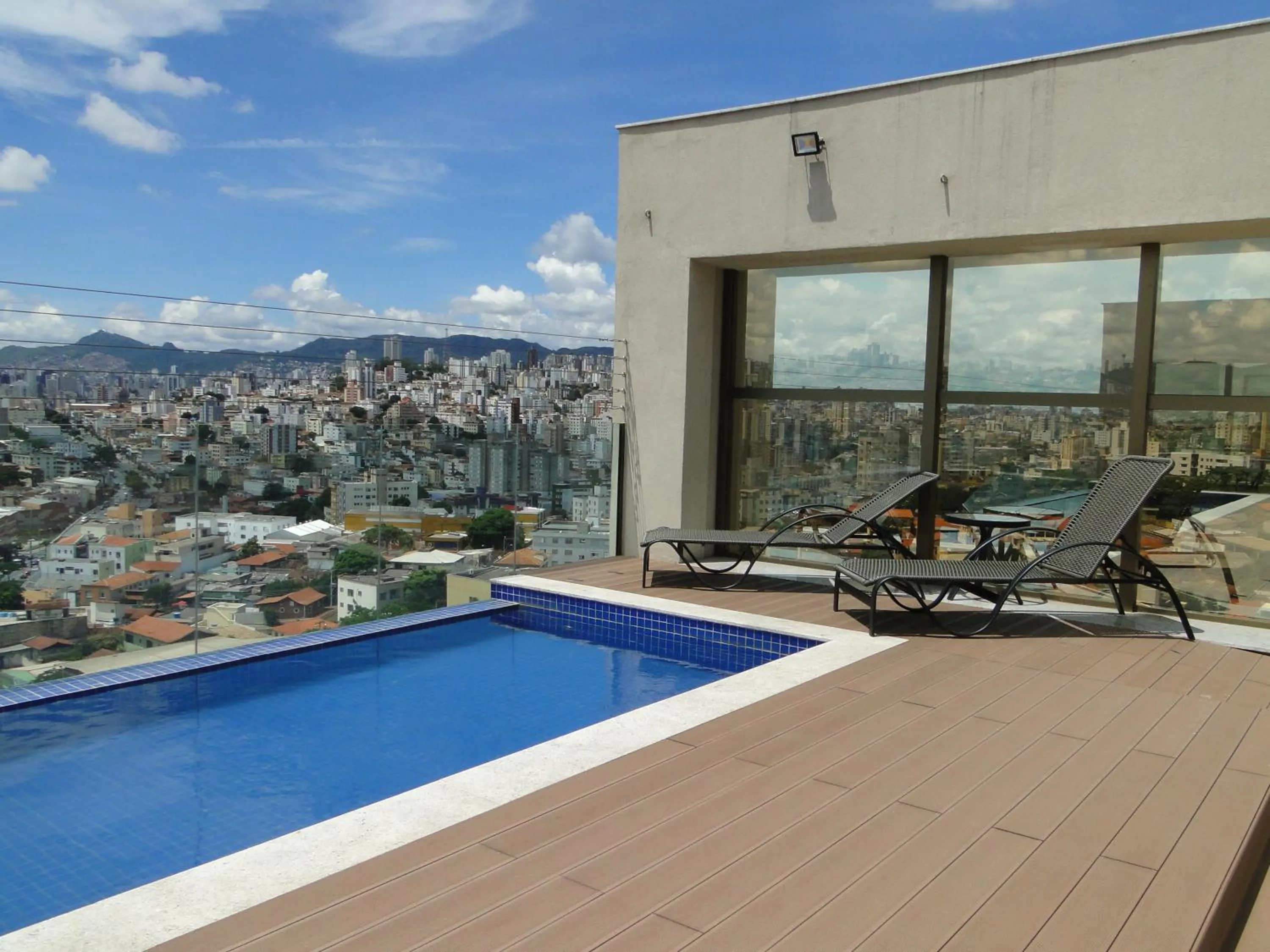 Swimming pool in Hotel Beaga Convention Expominas by MHB