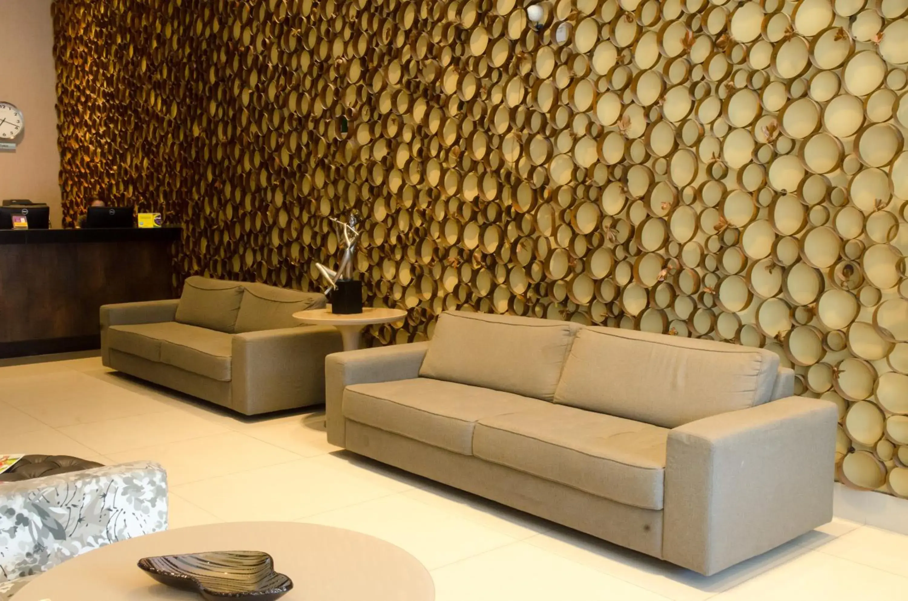 Lobby or reception in Hotel Beaga Convention Expominas by MHB Lobby or reception in Hotel Beaga Convention Expominas by MHB