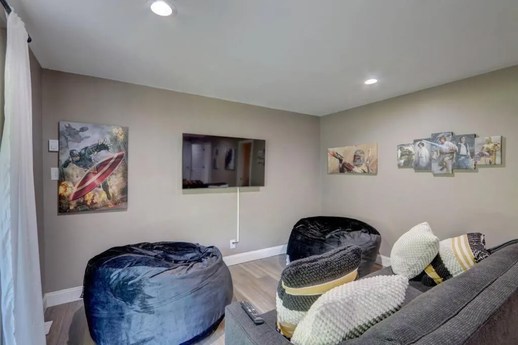 Living room in Cozy Chalet Game Rm and Fireplace