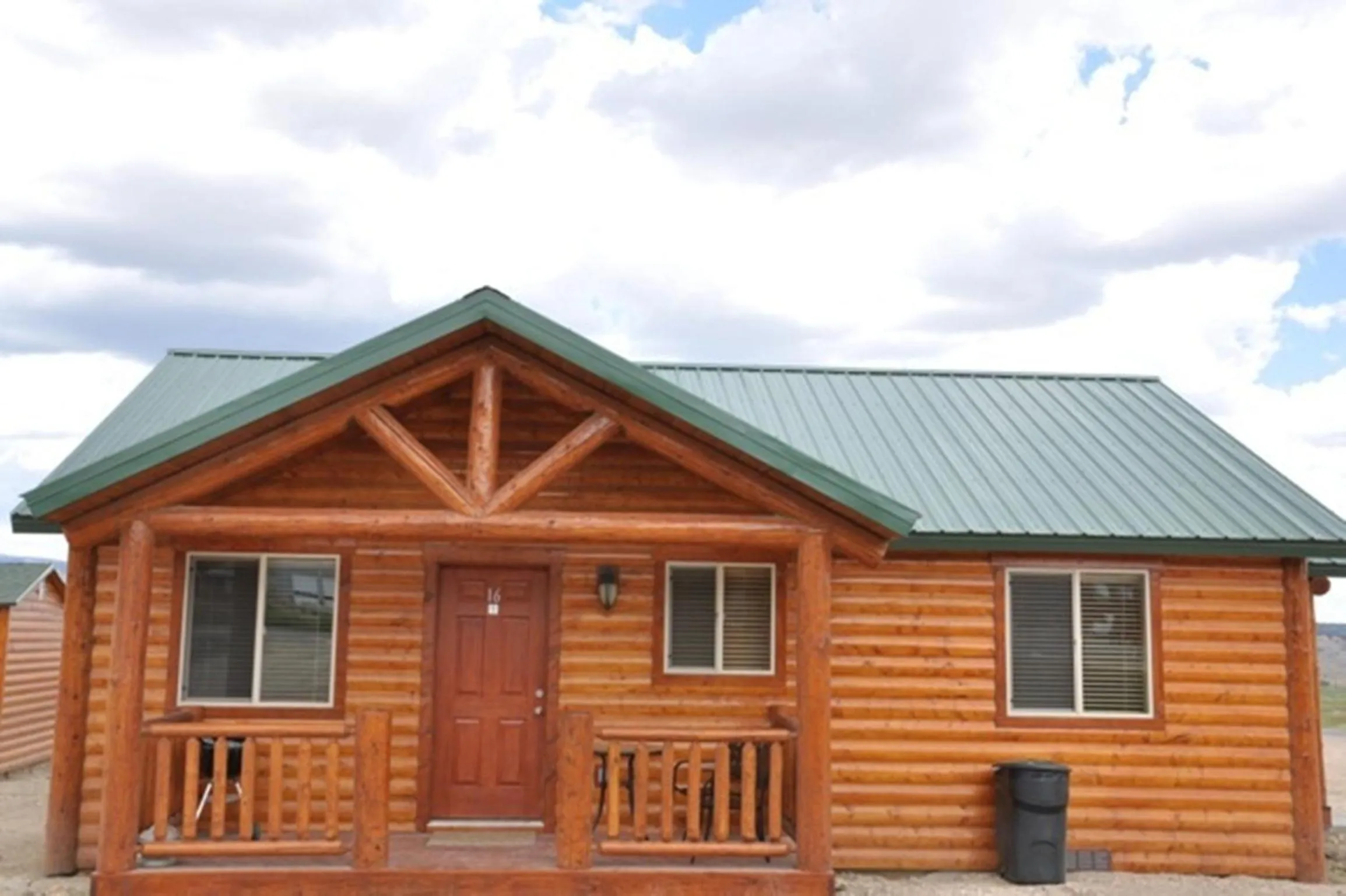 Facade/entrance in Bryce Country Cabins