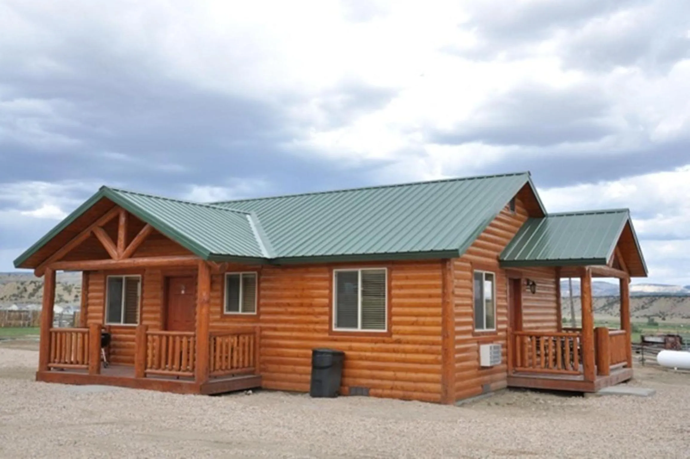 Property building in Bryce Country Cabins