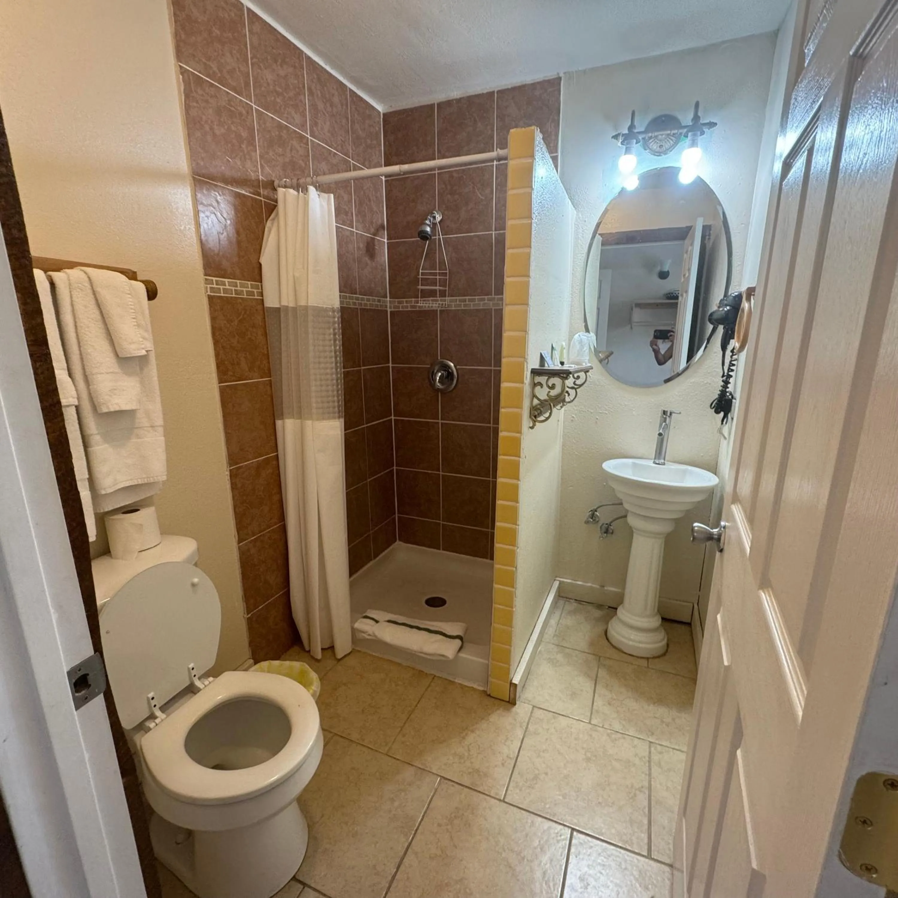 Shower in Steam Train Hotel