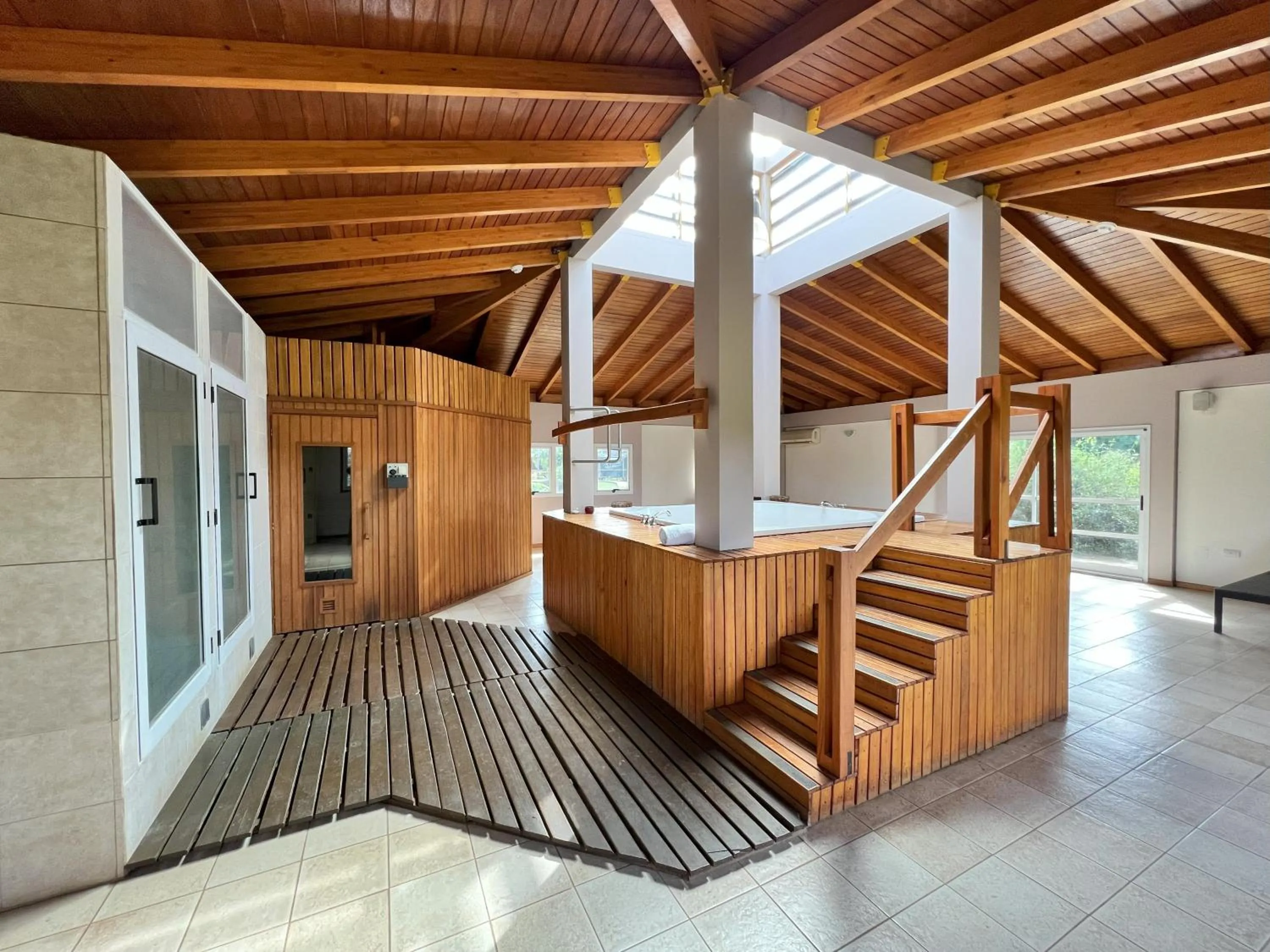 Hot Tub in Hotel Maitei Posadas