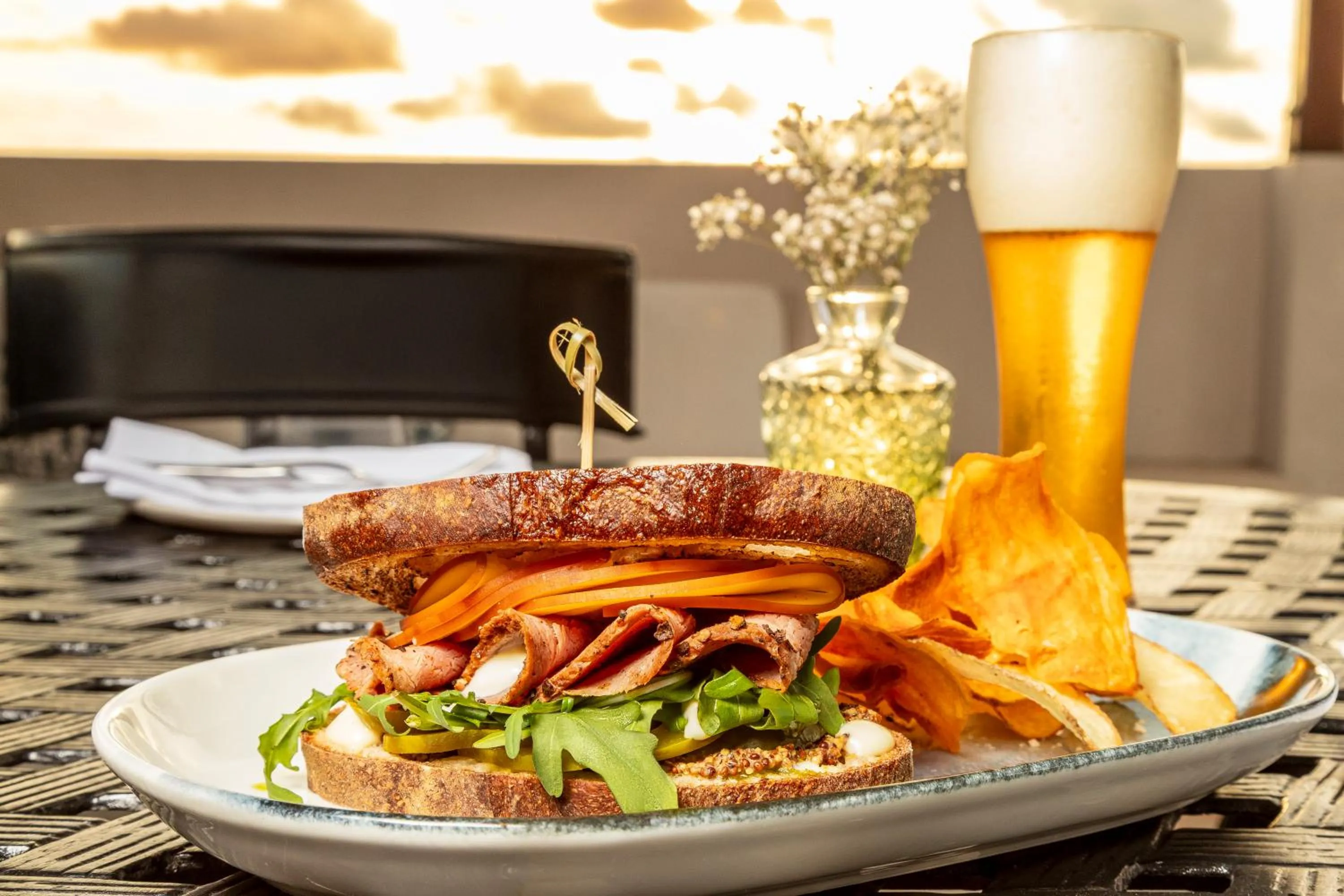 Food and drinks in Bastión Luxury Hotel