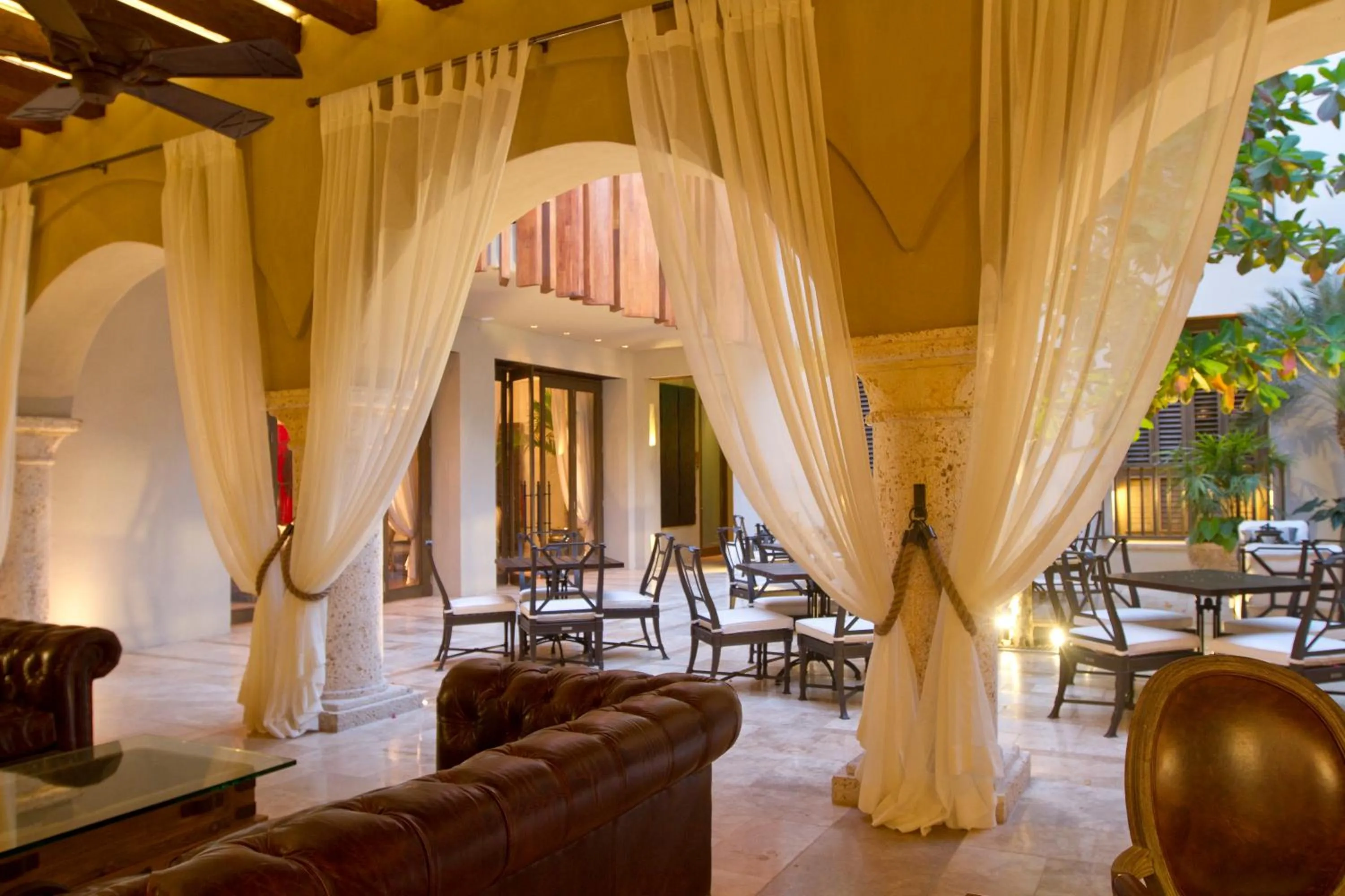 Patio in Bastión Luxury Hotel