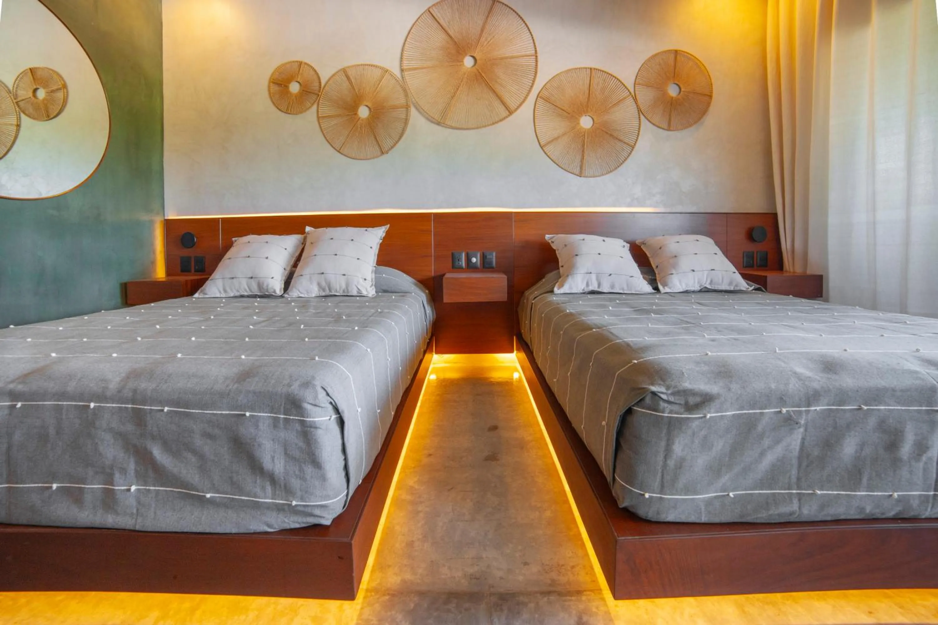 Photo of the whole room, Bed in Quinta Bella Huatulco