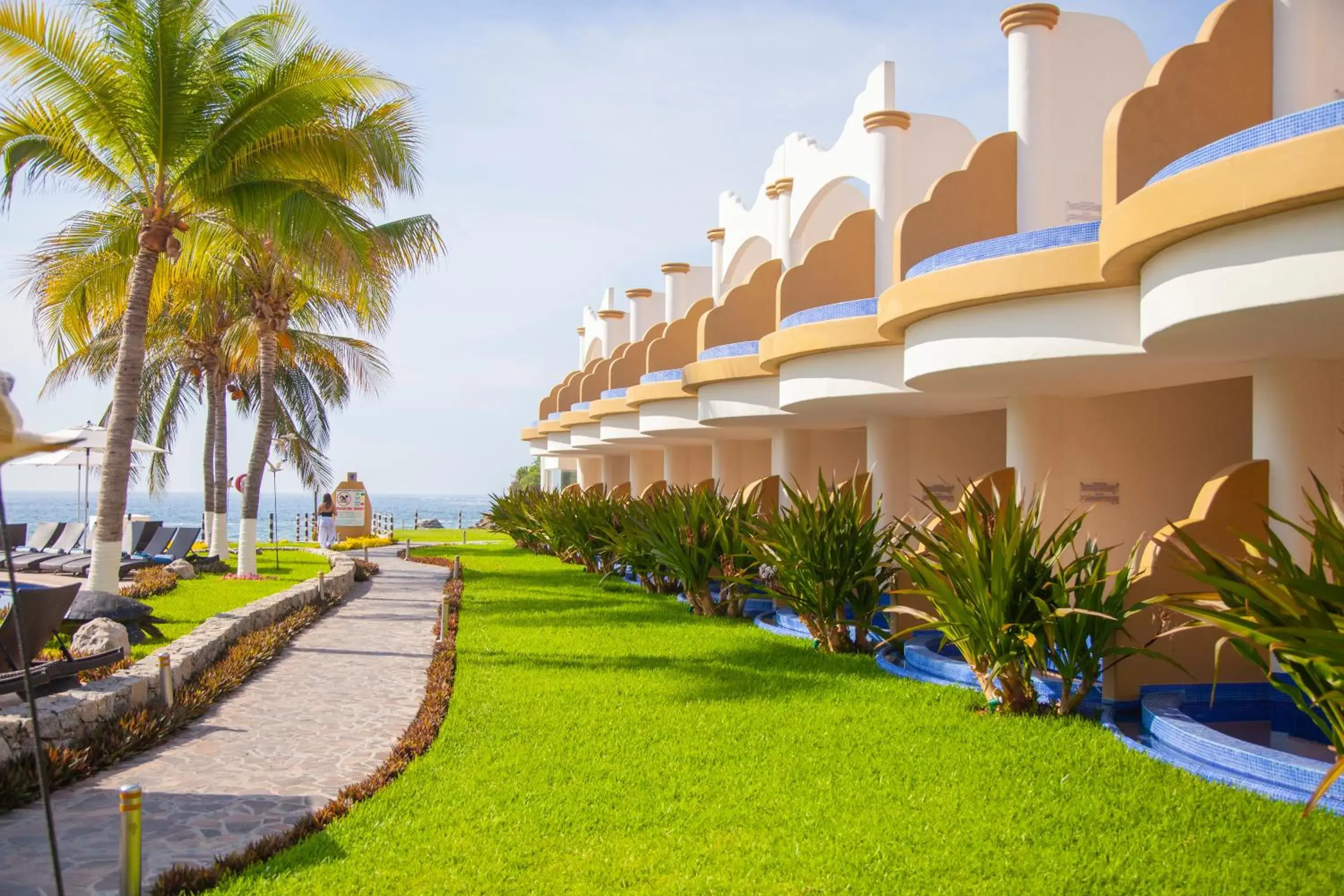 Swimming pool in Quinta Bella Huatulco Swimming pool in Quinta Bella Huatulco