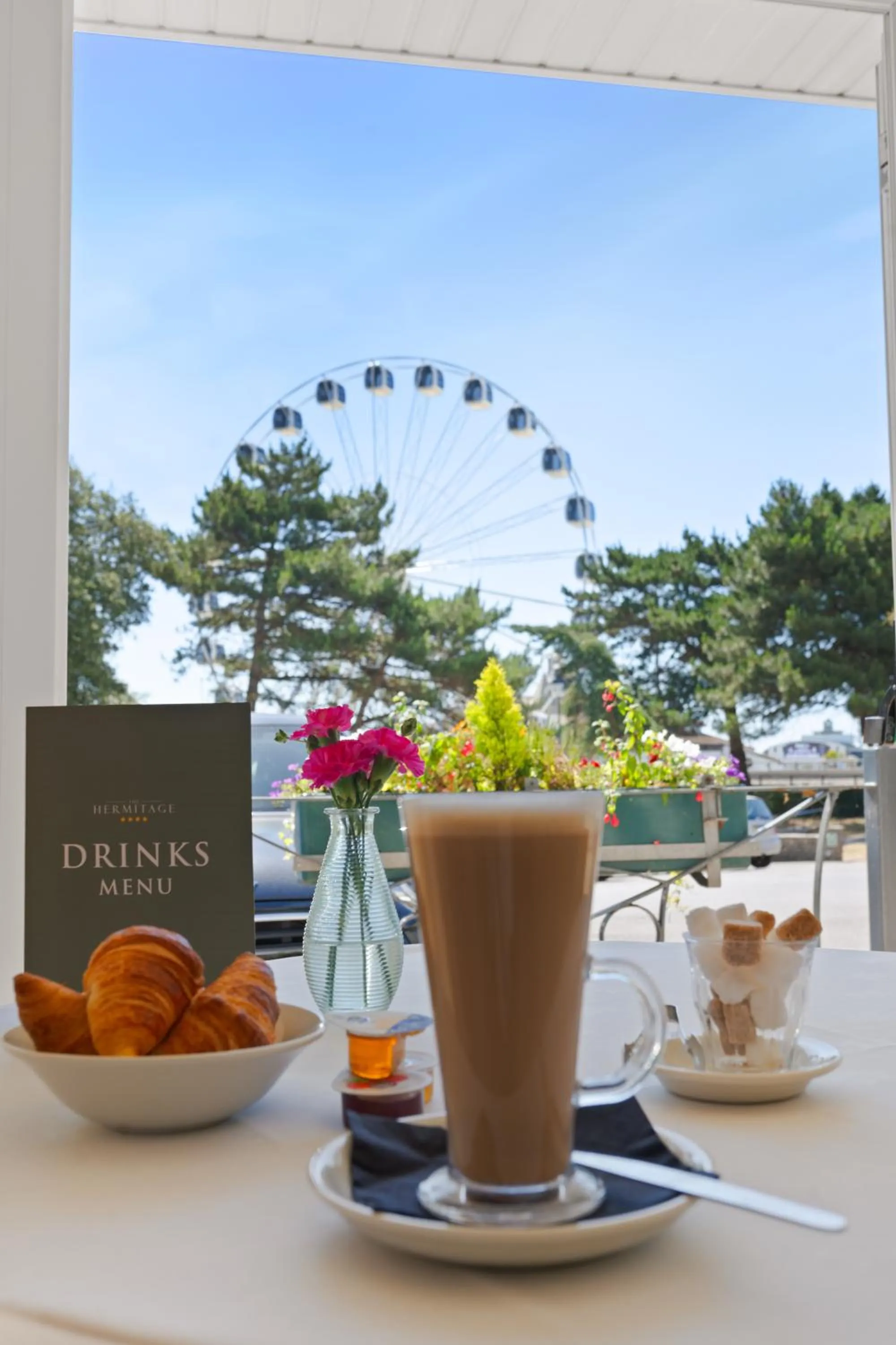 Property building in The Hermitage Hotel - OCEANA COLLECTION