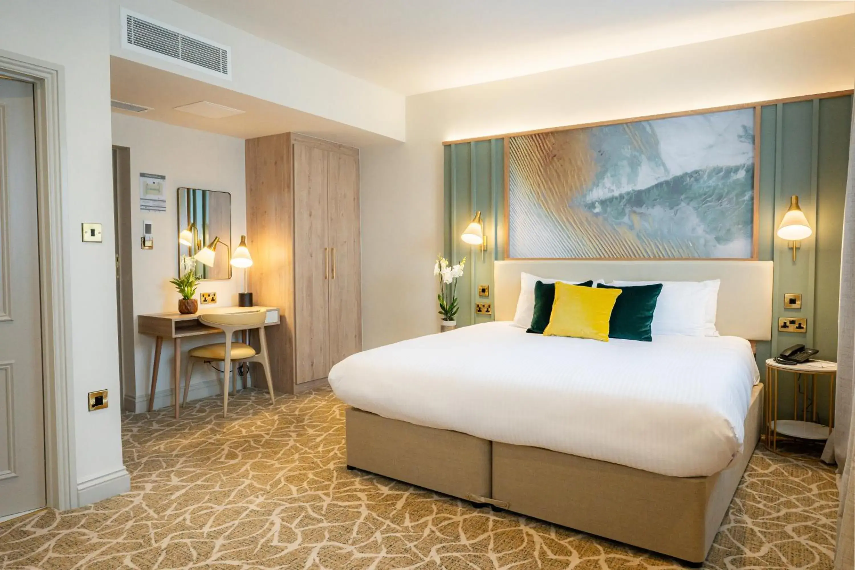 Classic Family 3 Room in The Hermitage Hotel - OCEANA COLLECTION Classic Family 3 Room in The Hermitage Hotel - OCEANA COLLECTION