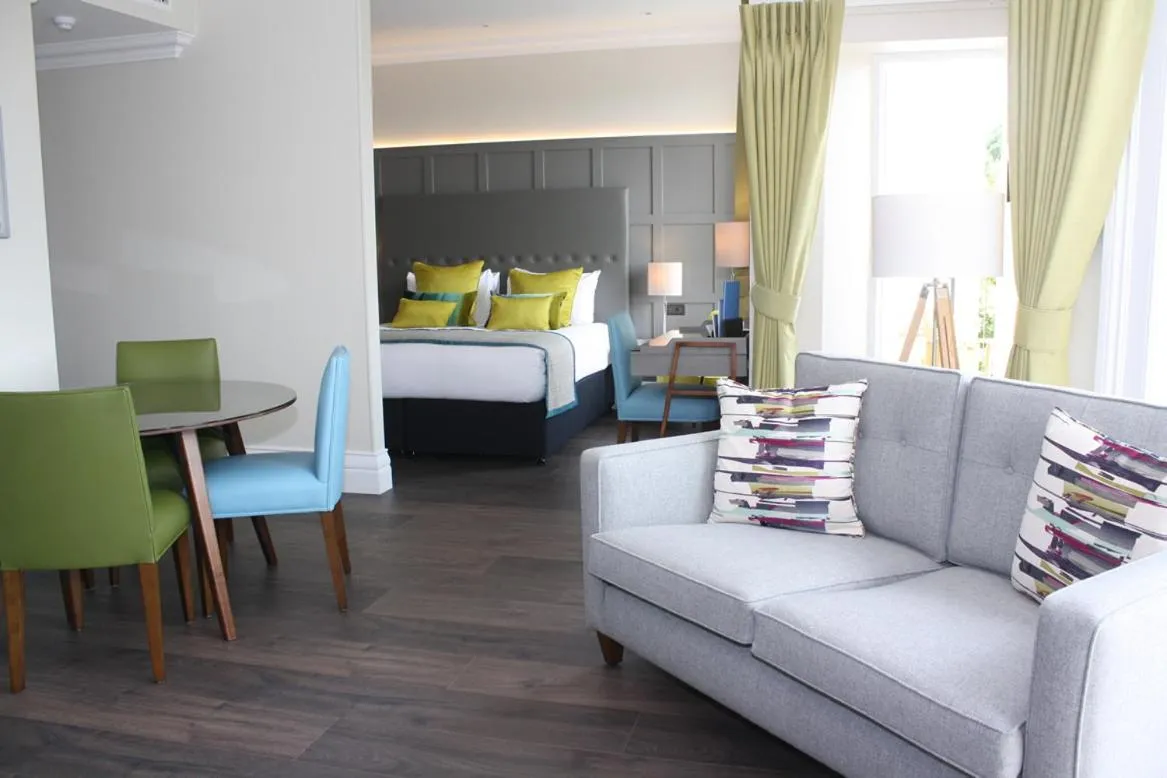 Bed in The Hermitage Hotel - OCEANA COLLECTION