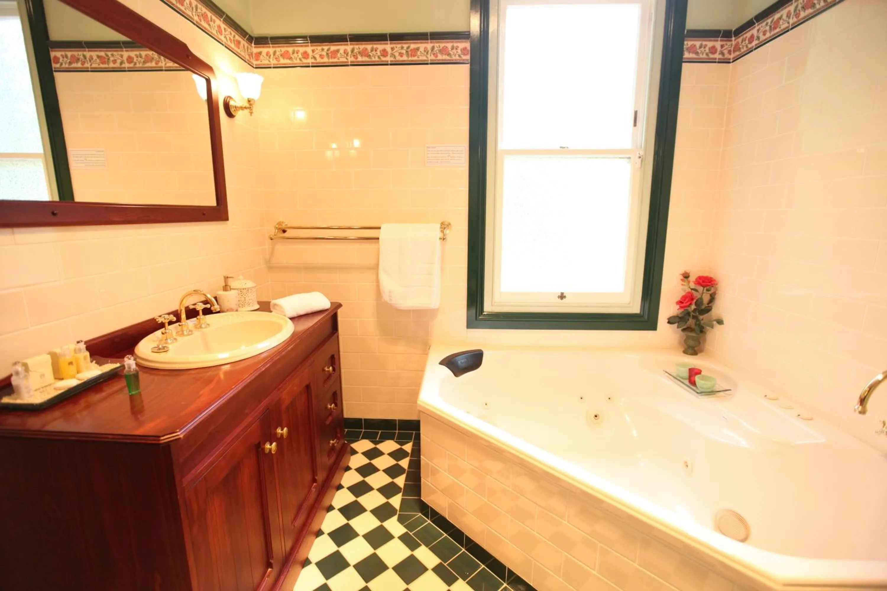 Shower in Mountain Whispers Varenna Luxury