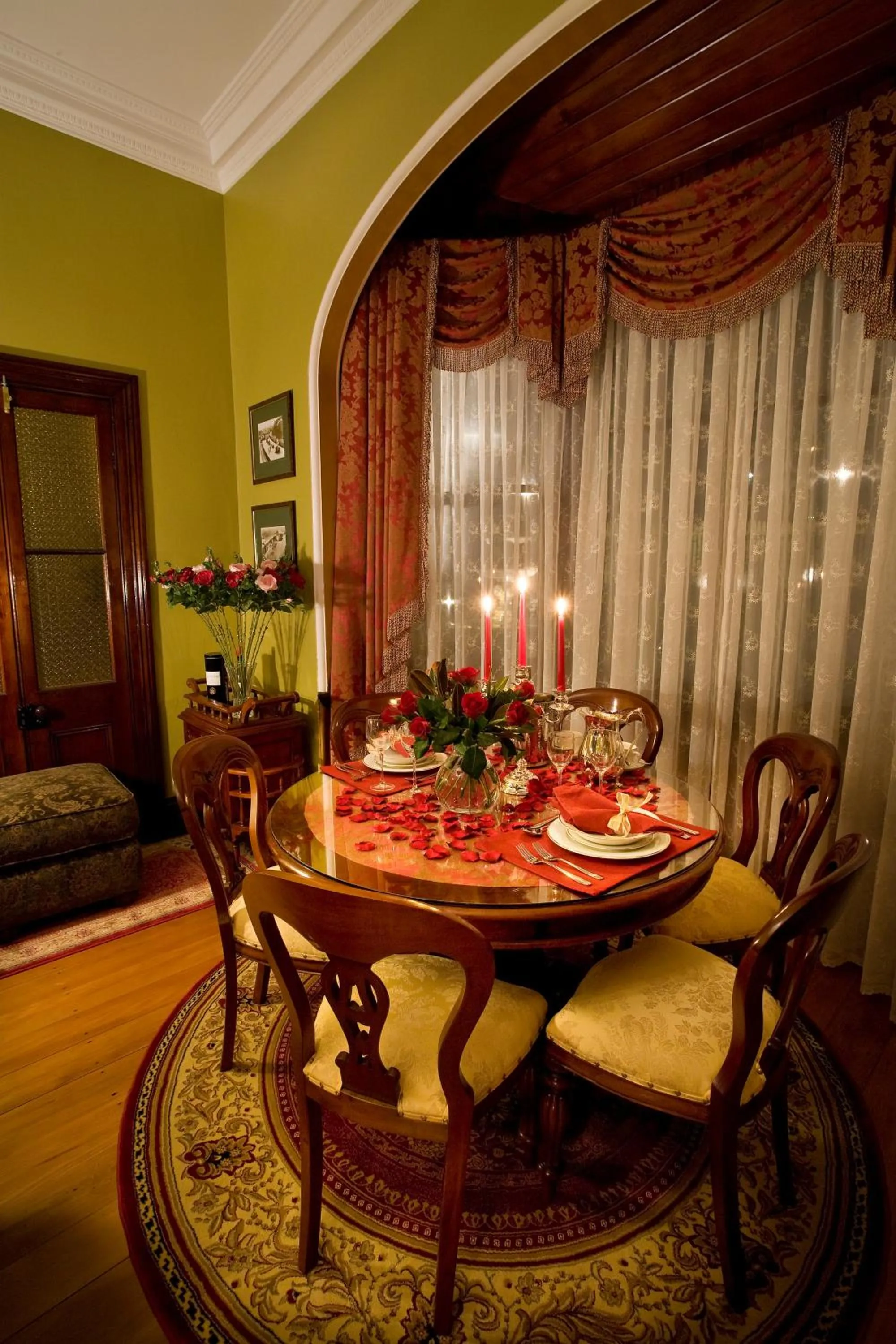Living room in Mountain Whispers Varenna Luxury