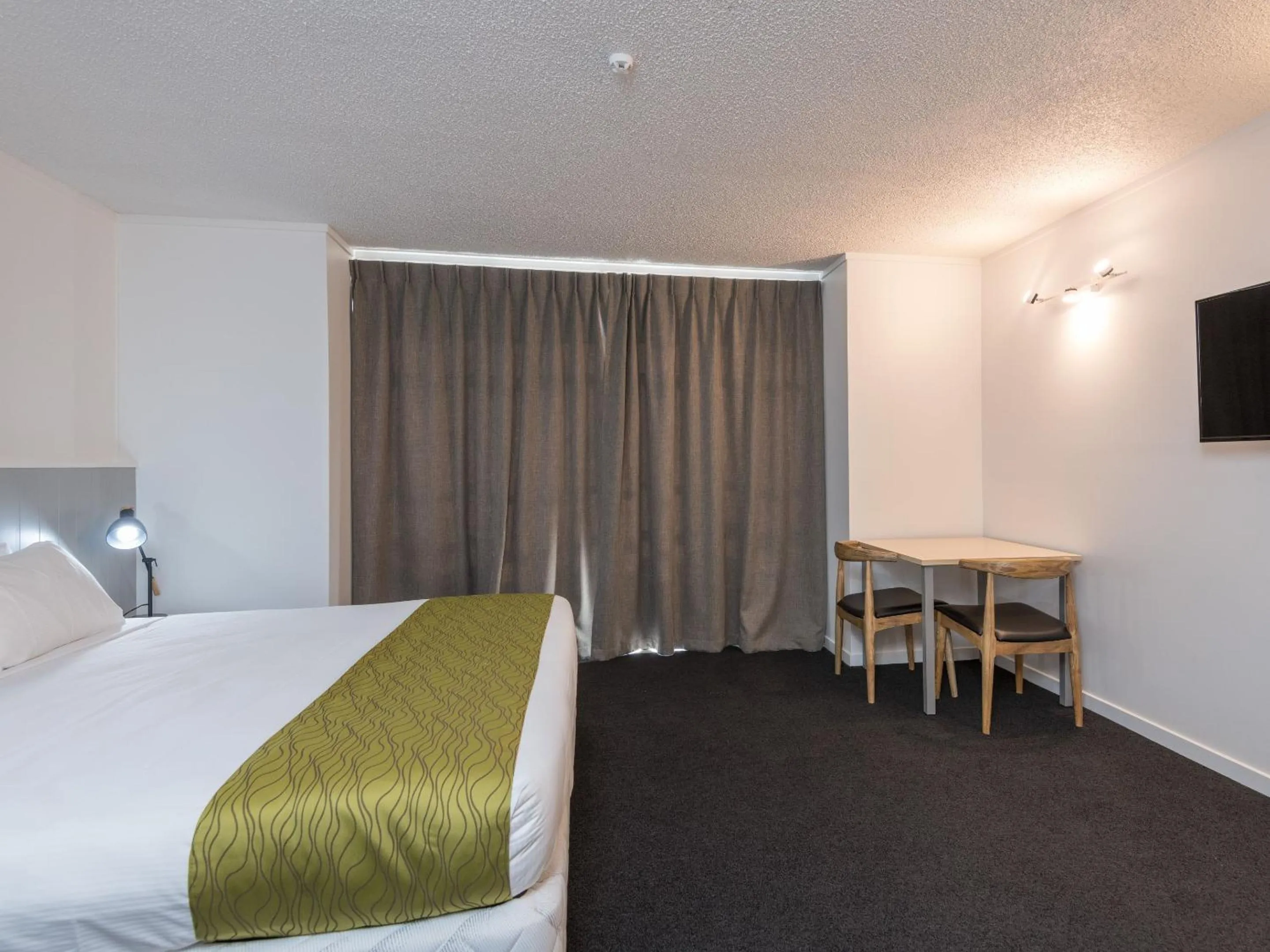 Living room, Bed in Queen Street Studios